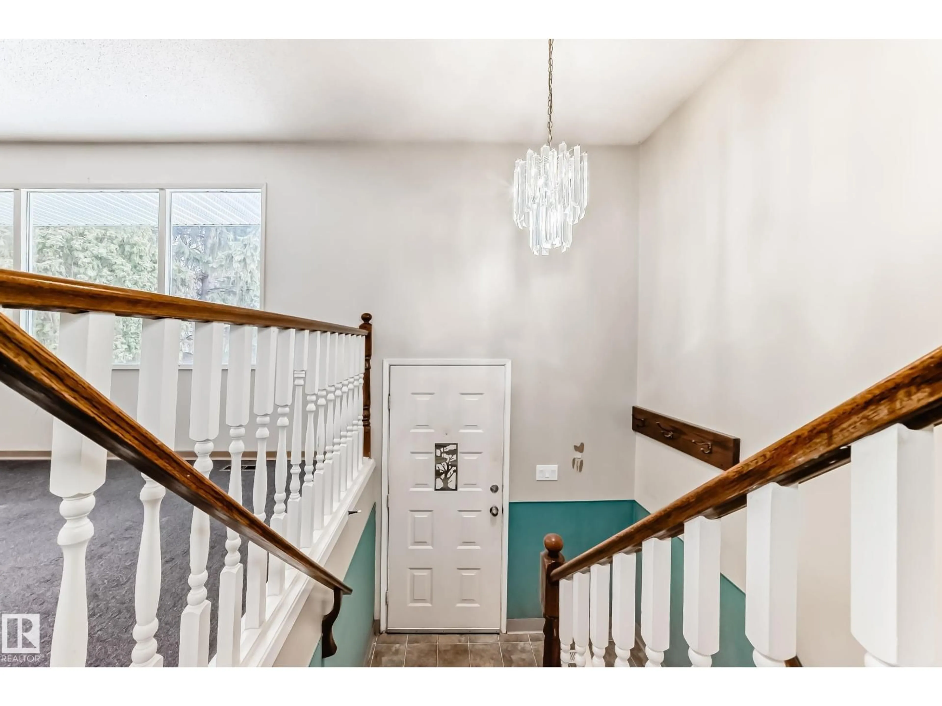 Unknown for NW - 1819 56 ST, Edmonton Alberta T6L1L6