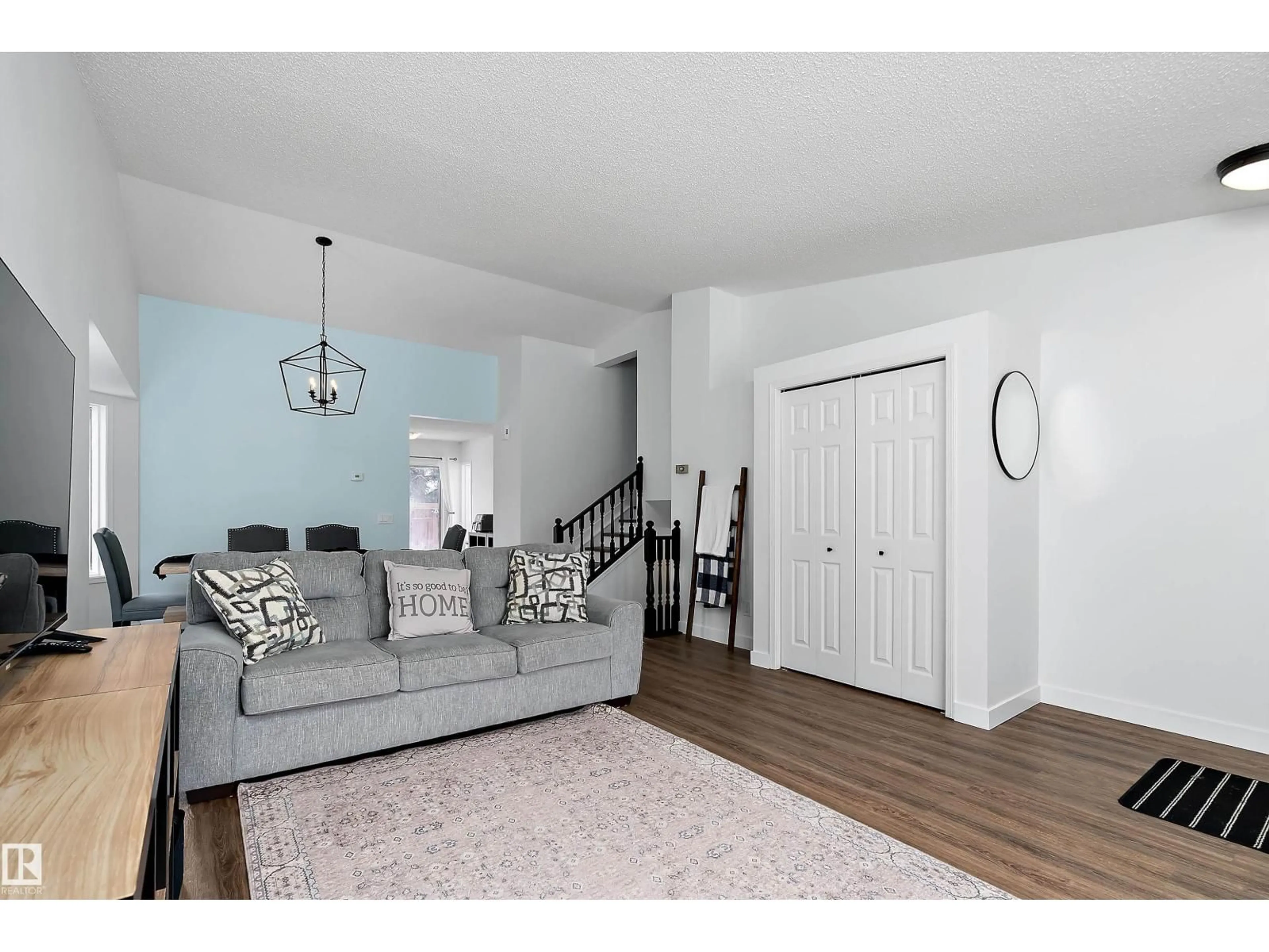 Living room with furniture, unknown for 49 DEERBOURNE DR, St. Albert Alberta T8N4R2