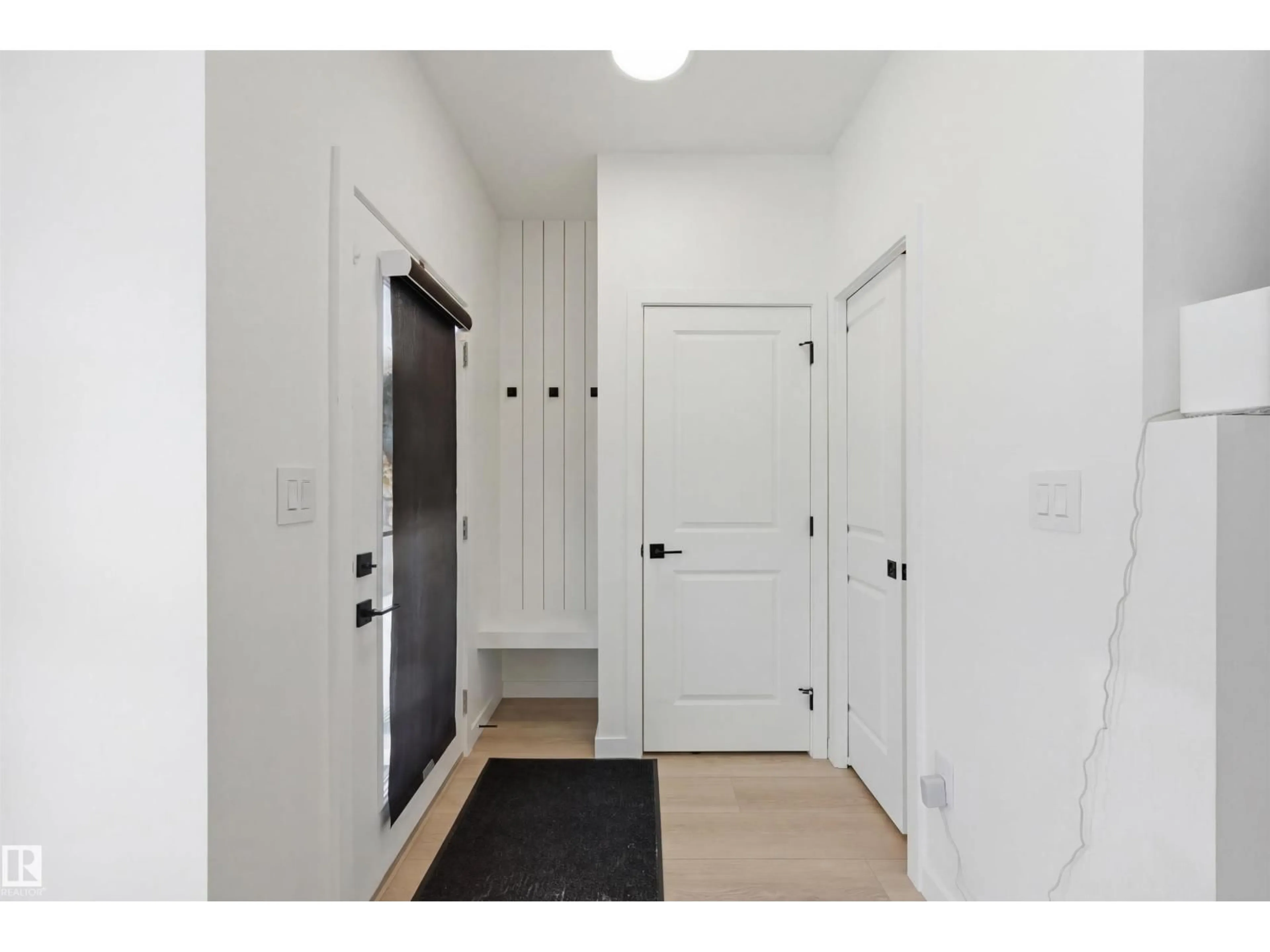 Indoor entryway for #3 - 12204 121 AV, Edmonton Alberta T5L3C3