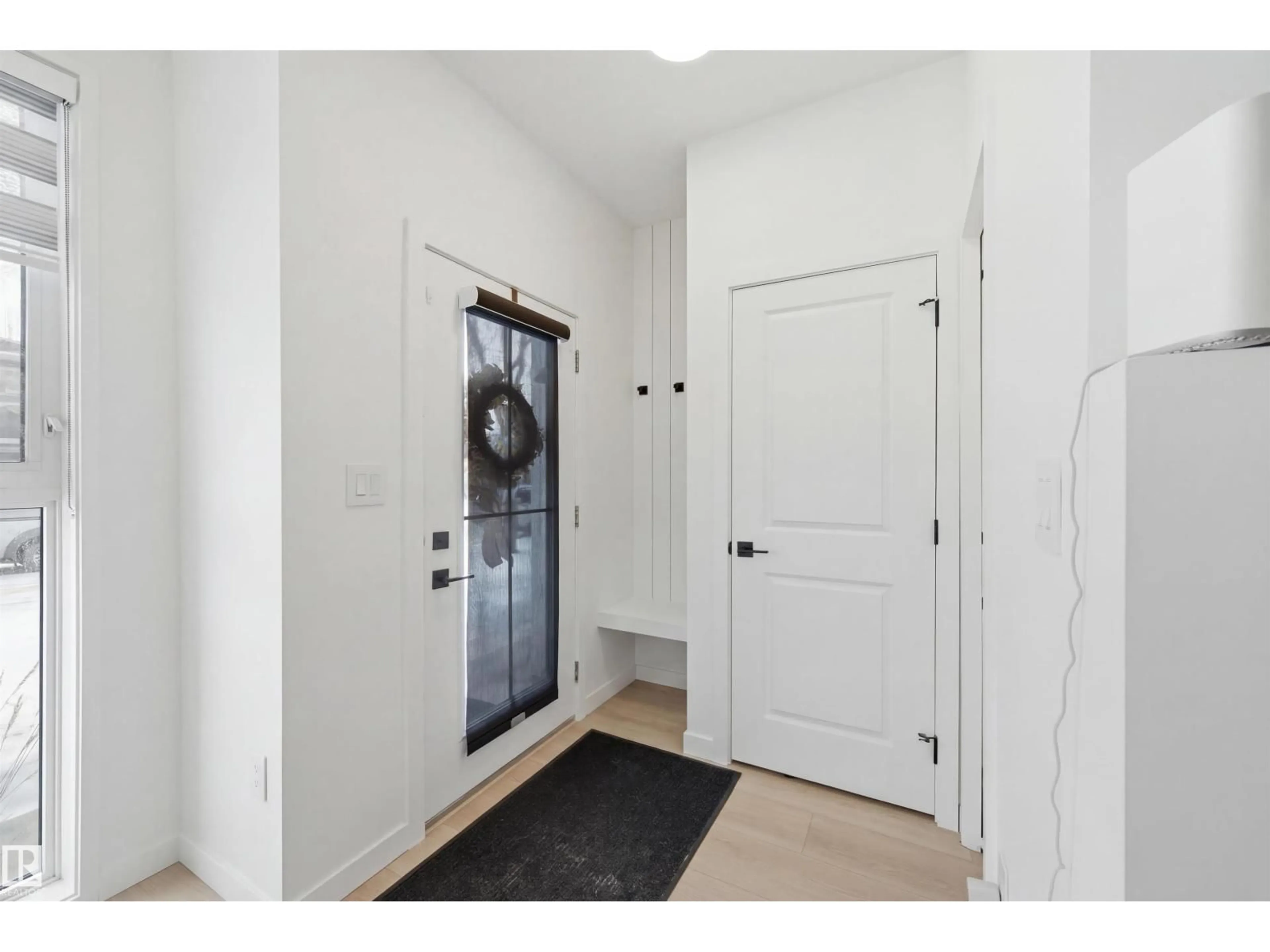 Indoor entryway for #3 - 12204 121 AV, Edmonton Alberta T5L3C3