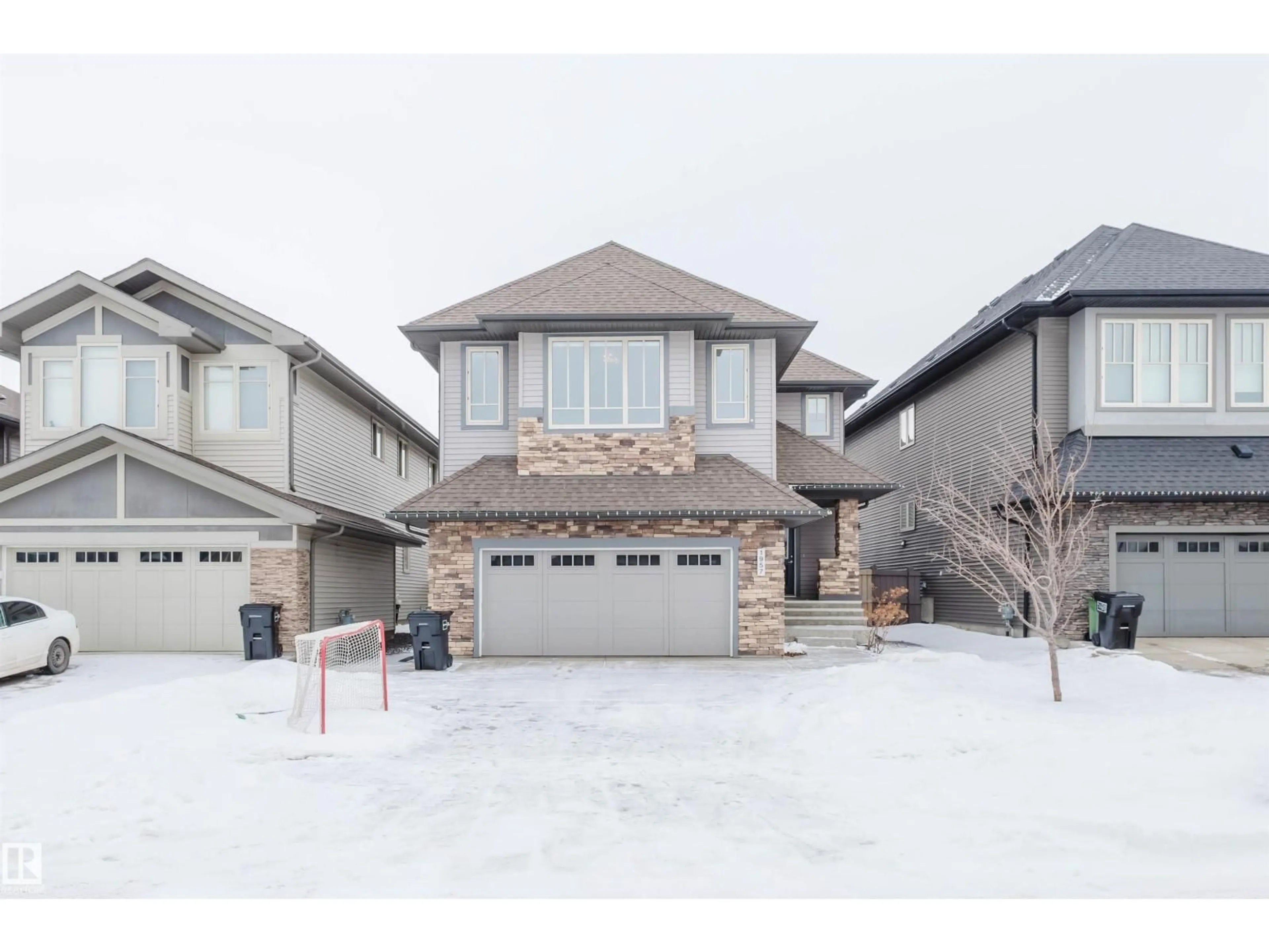 A pic from outside/outdoor area/front of a property/back of a property/a pic from drone, street for SW - 1957 AINSLIE LI, Edmonton Alberta T6W2L9