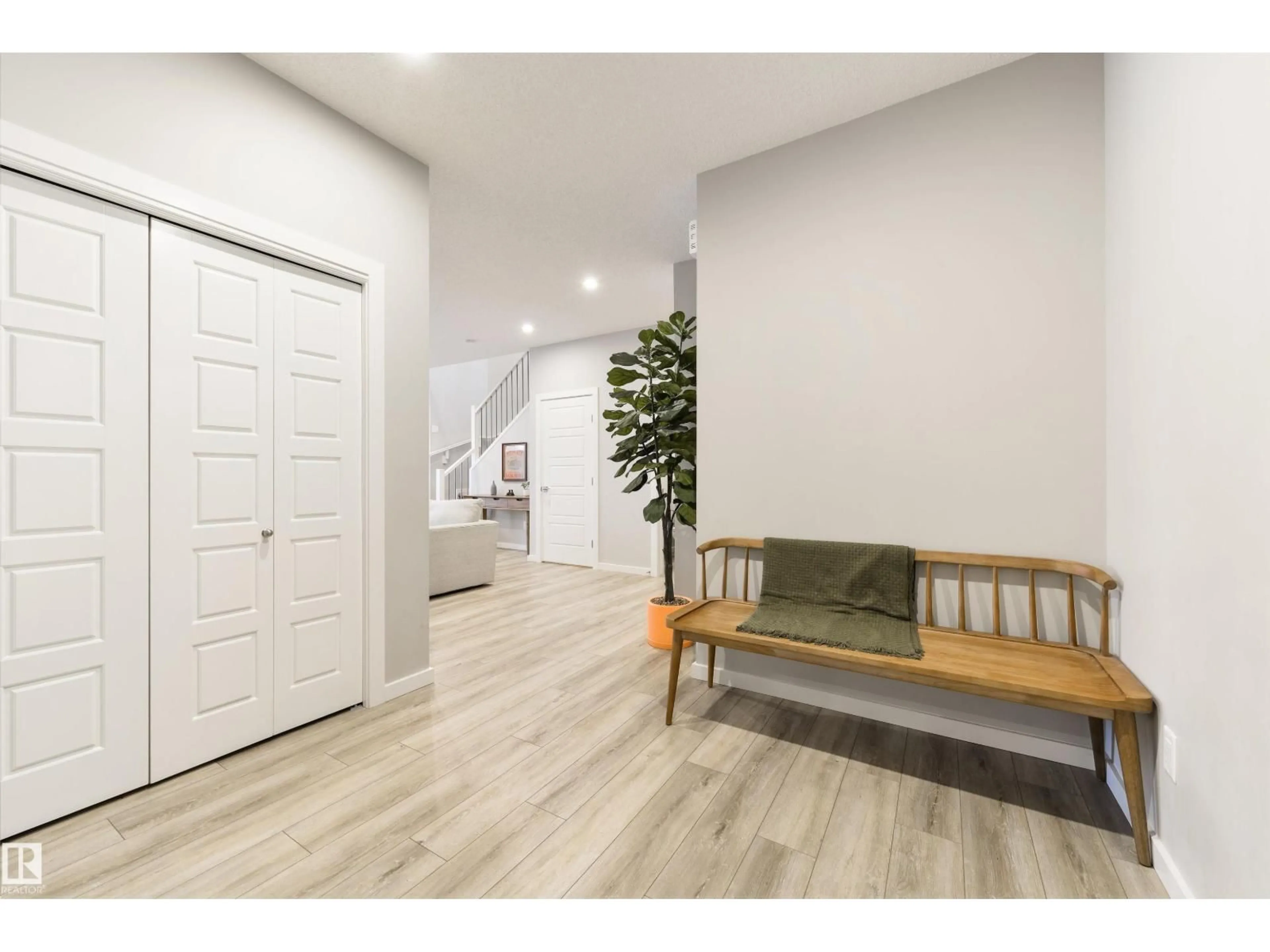 Indoor entryway for 5361 LARK LD, Edmonton Alberta T5S0S2