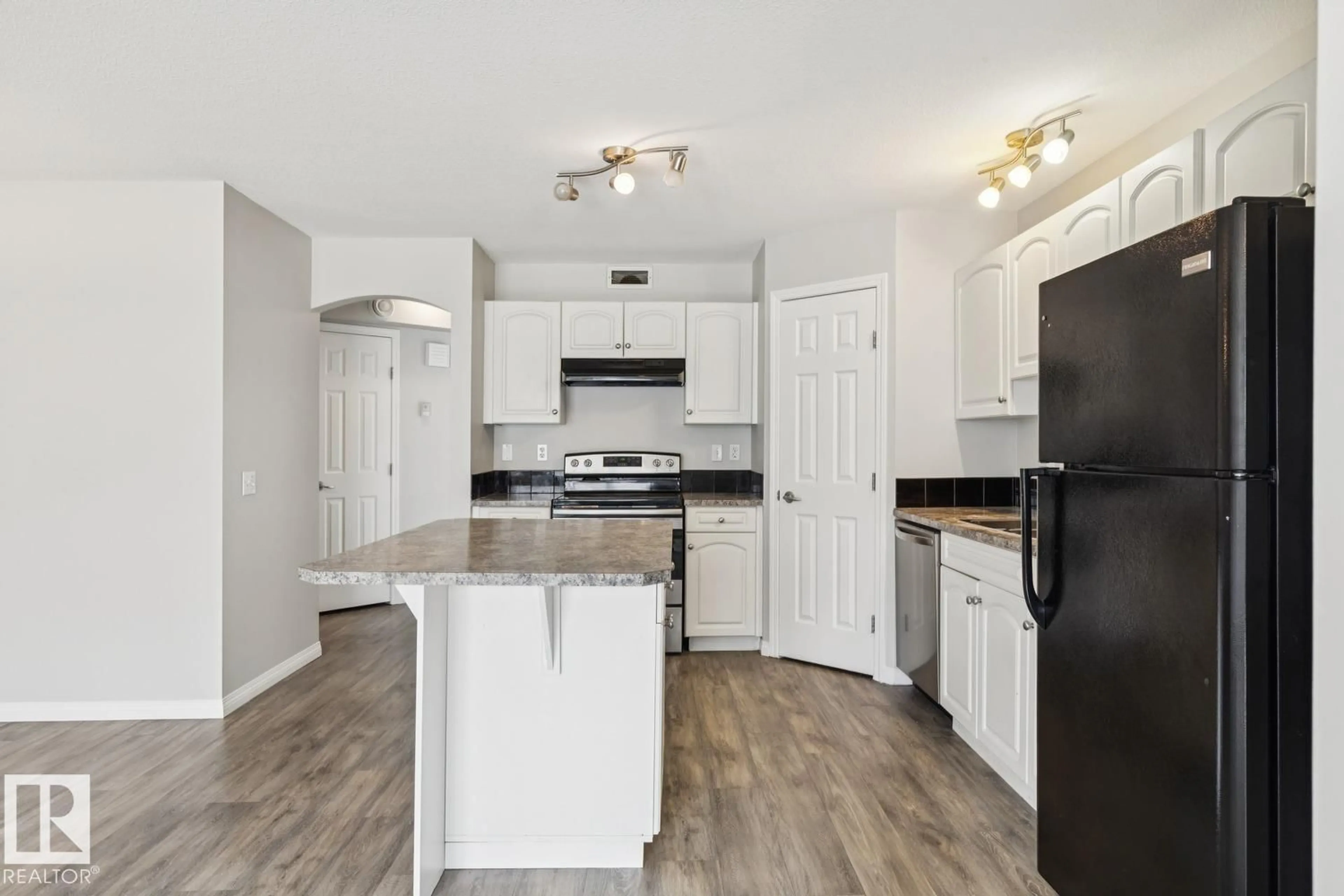 Open concept kitchen, unknown for 52 - 150 EDWARDS DR, Edmonton Alberta T6X1M4