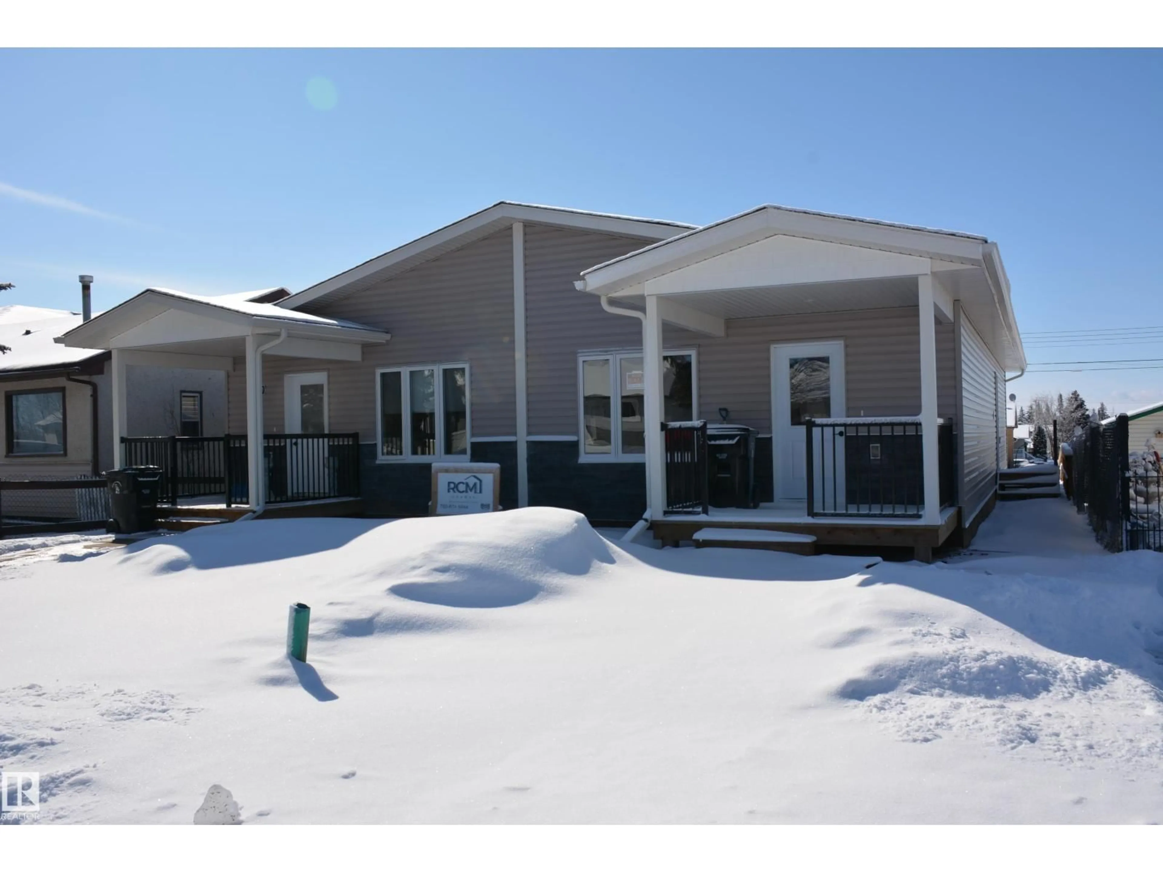 Unknown for B - 4313 54 AV, Barrhead Alberta T7N1J8