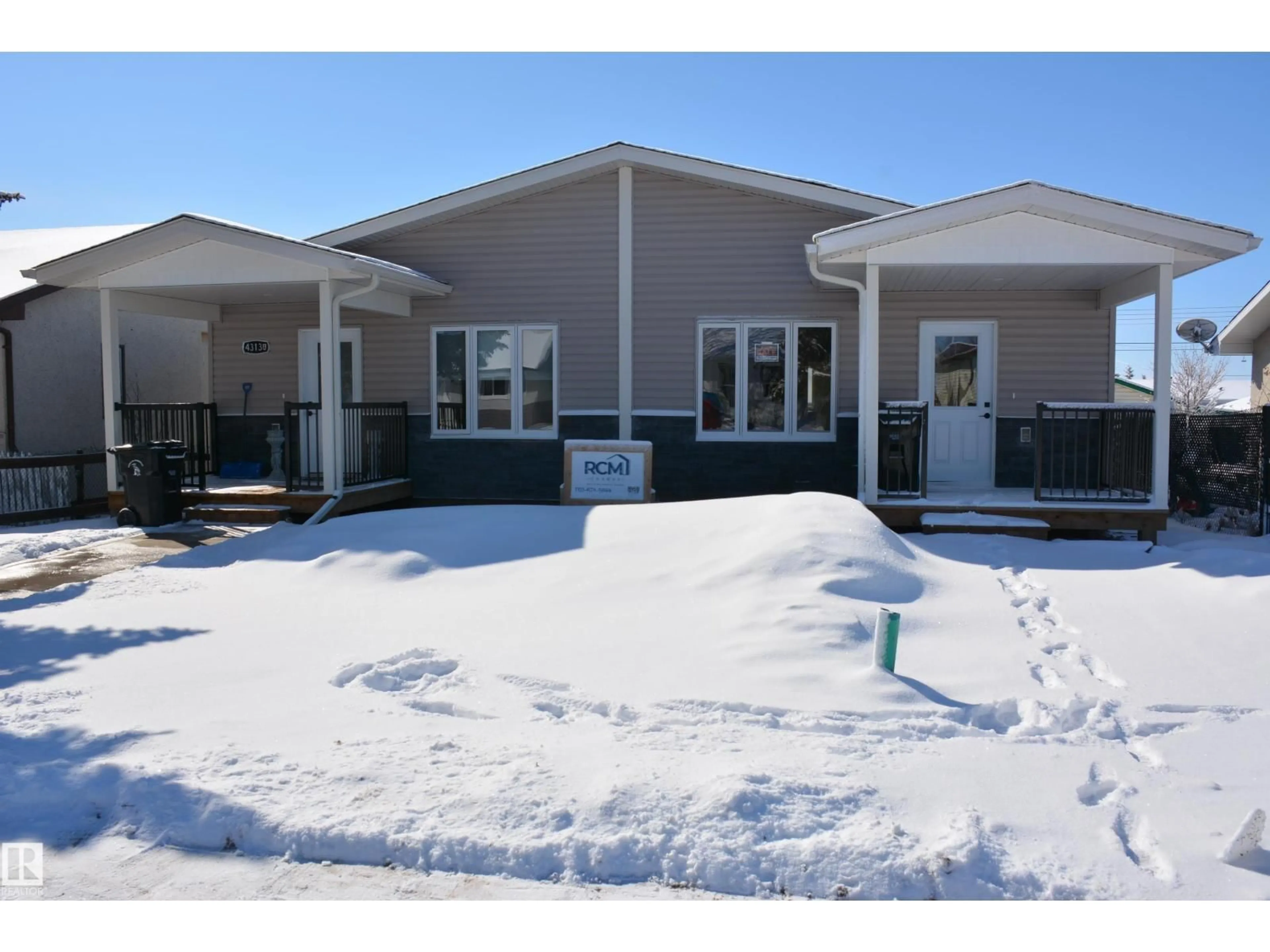 Unknown for B - 4313 54 AV, Barrhead Alberta T7N1J8