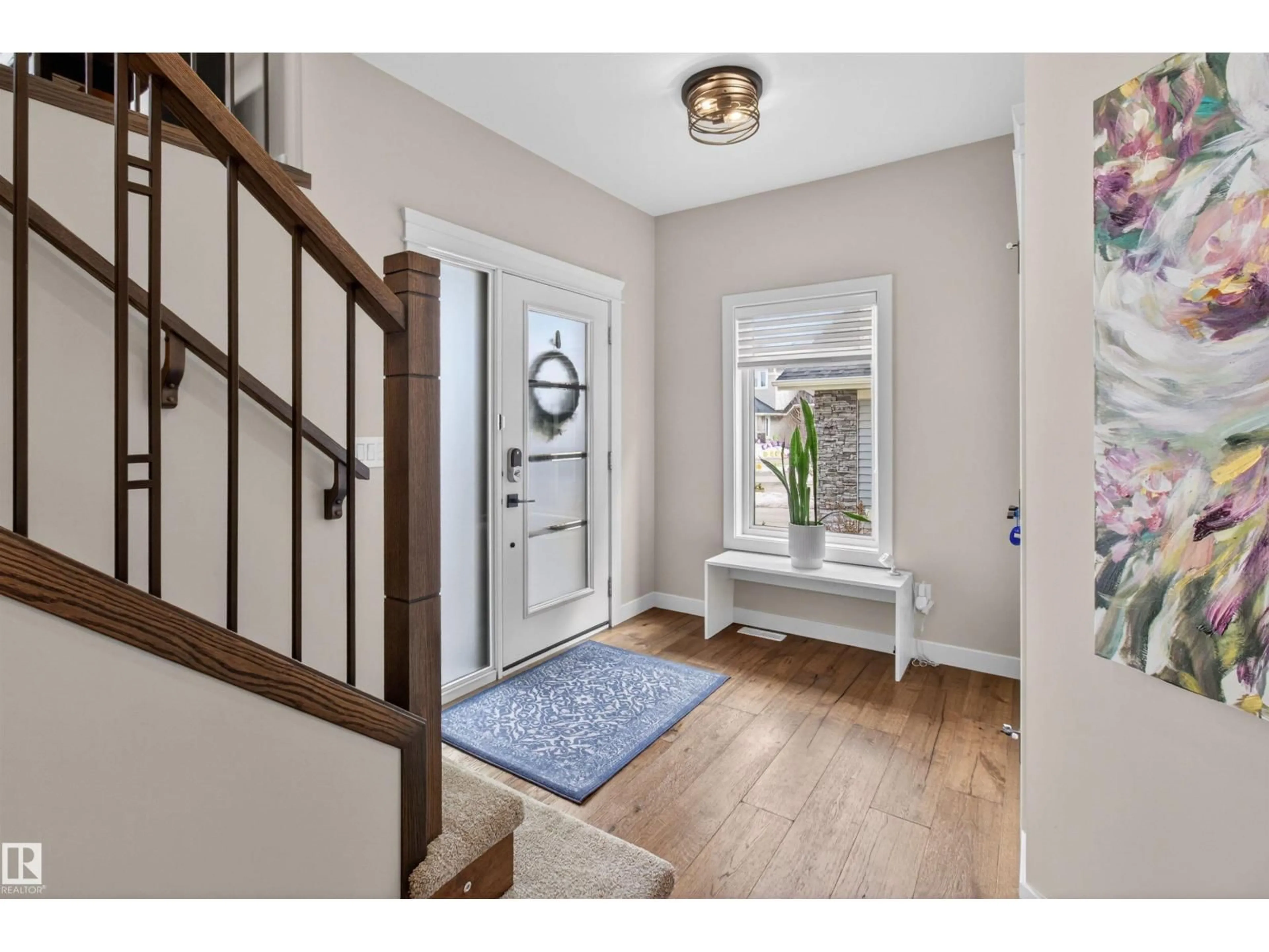 Indoor entryway for 17616 78 ST, Edmonton Alberta T5Z0N2