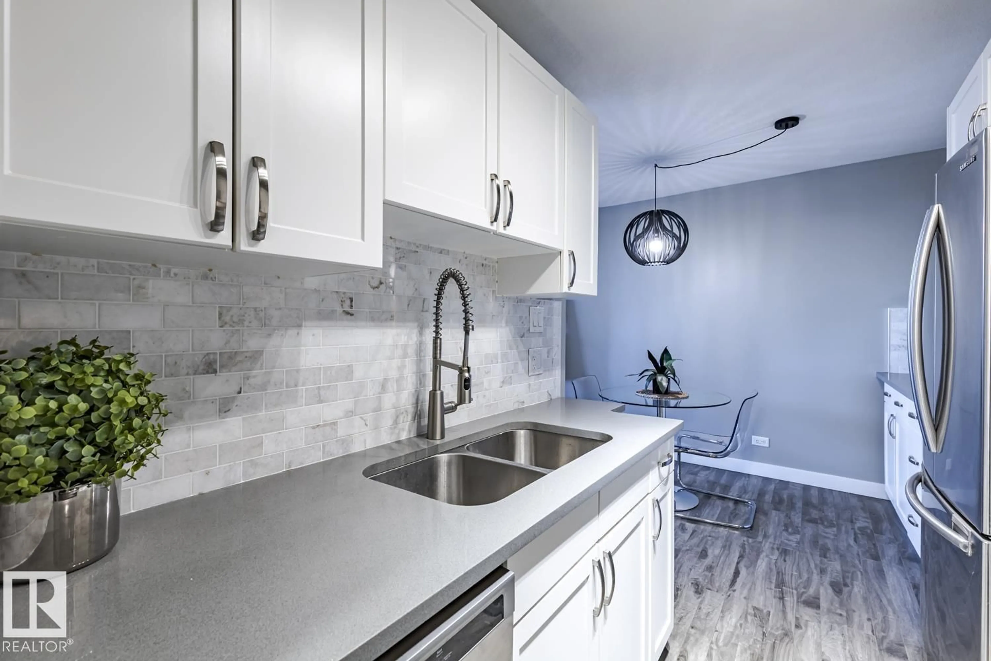 Unknown for 105 - 10883 SASKATCHEWAN DRIVE NW, Edmonton Alberta T6E4S6