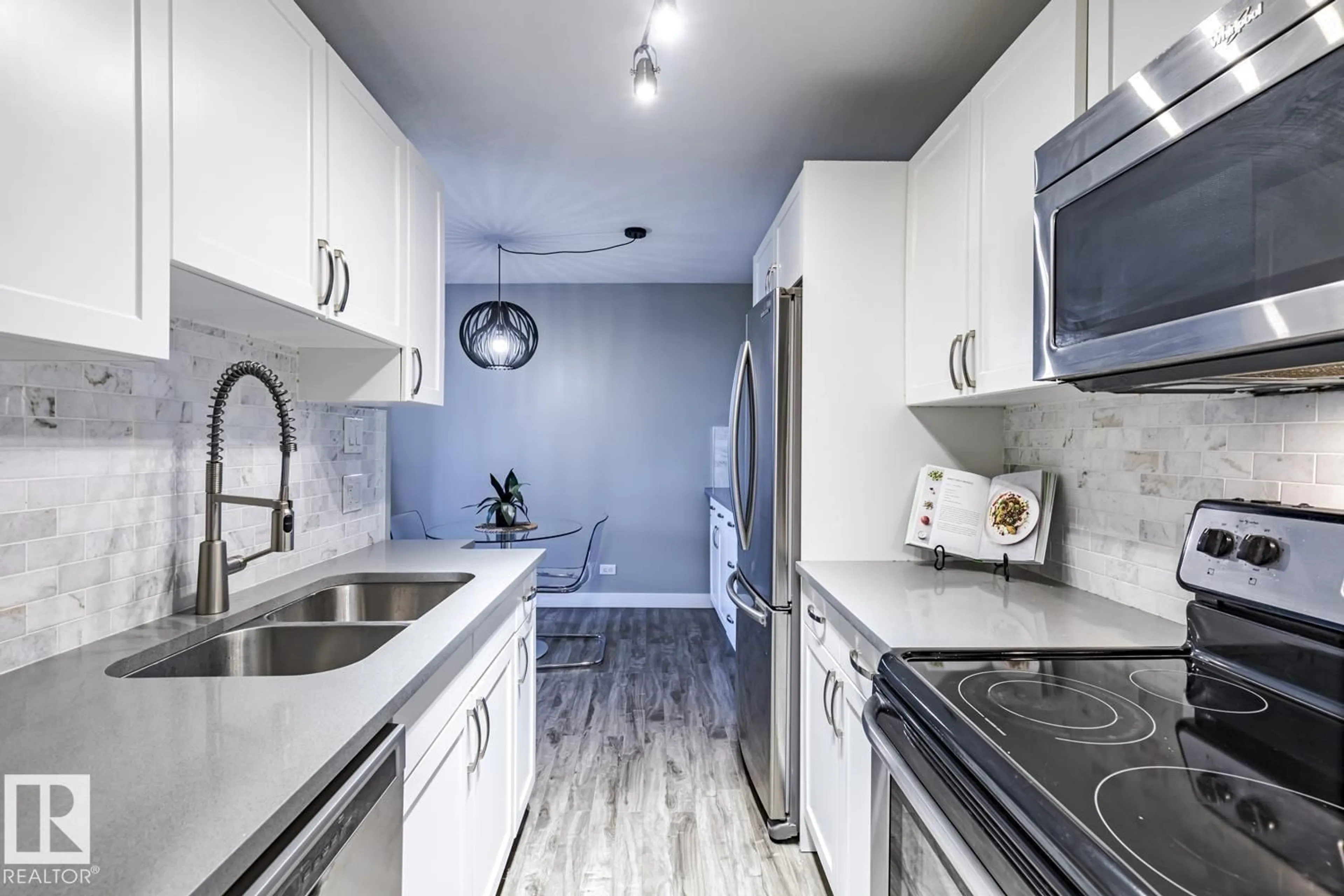 Unknown for 105 - 10883 SASKATCHEWAN DRIVE NW, Edmonton Alberta T6E4S6