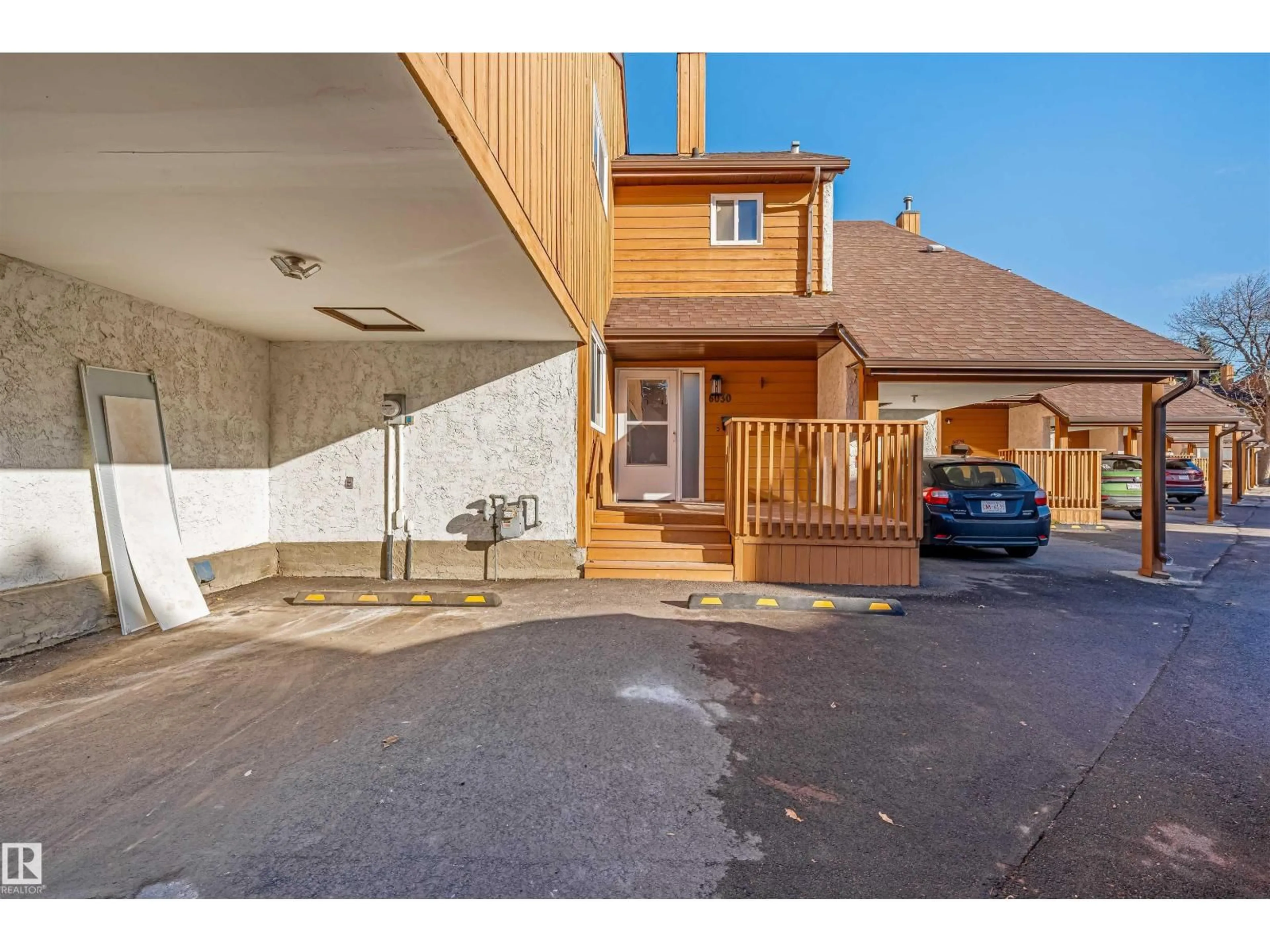 Unknown for 6030 MILL WOODS RD S, Edmonton Alberta T6L1N5