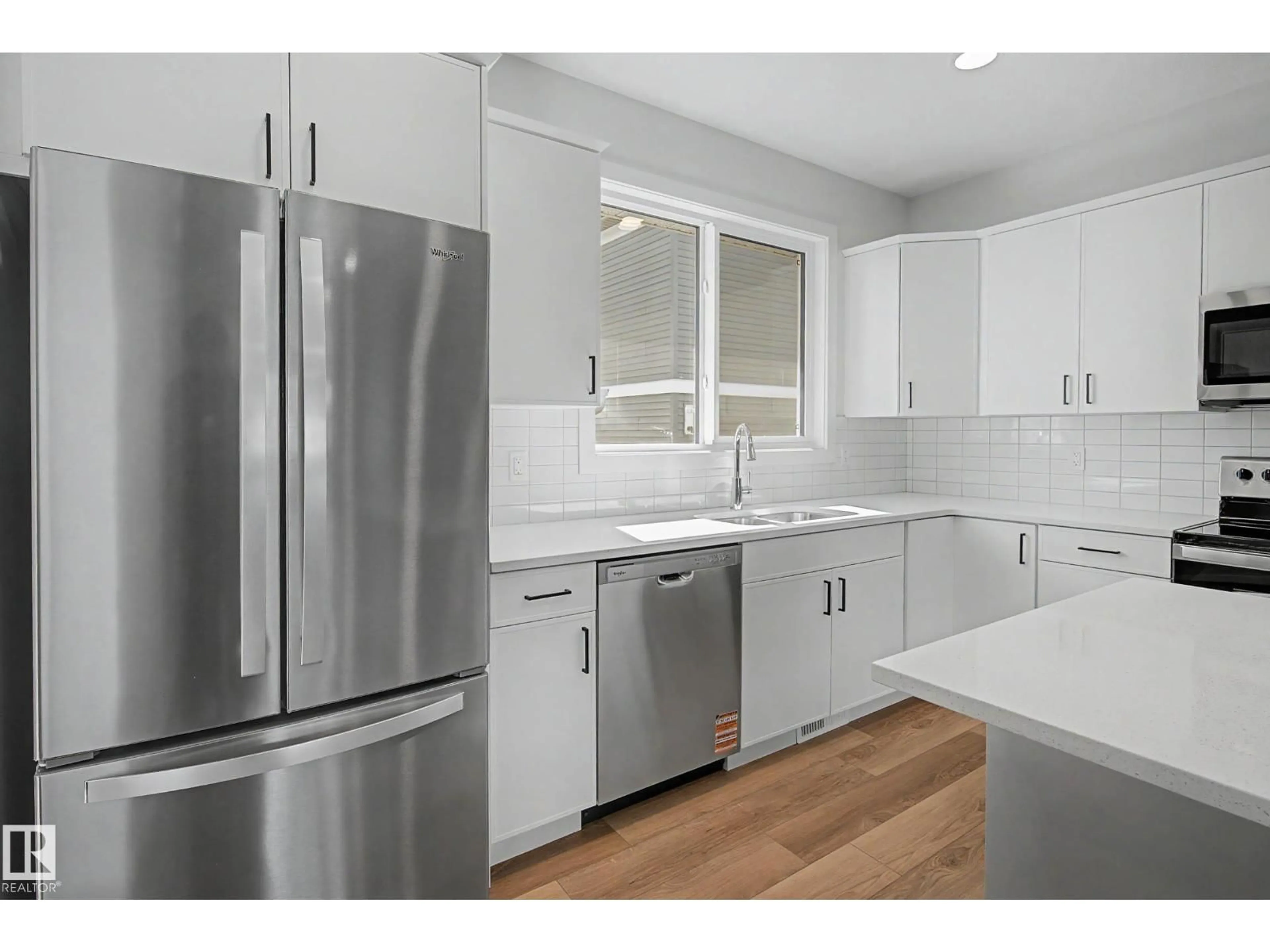 Standard kitchen, unknown for NW - 21203 25 AV, Edmonton Alberta T6M3H3