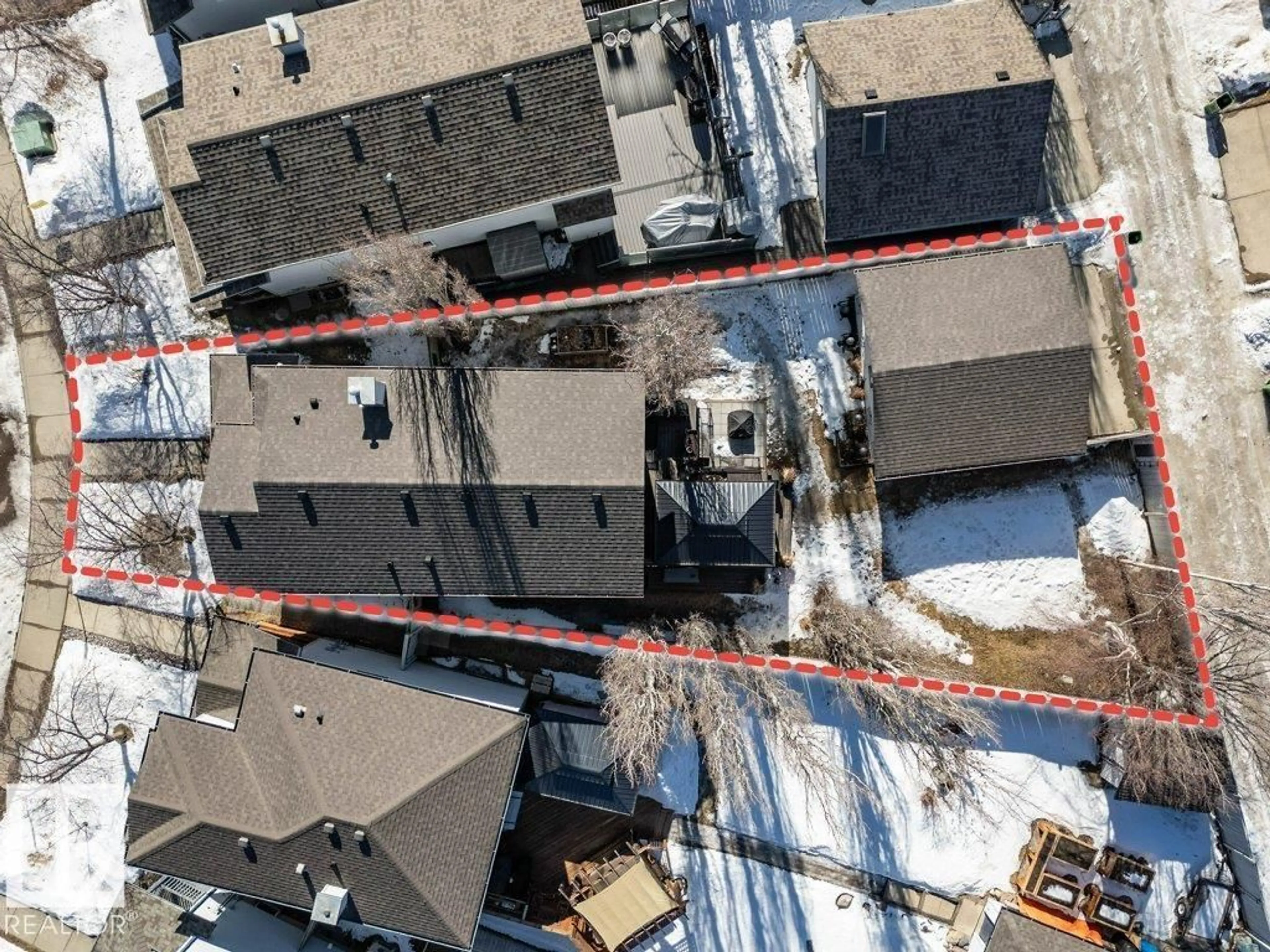 A pic from outside/outdoor area/front of a property/back of a property/a pic from drone, street for 1314 GEORGE CL, Edmonton Alberta T5T6S2