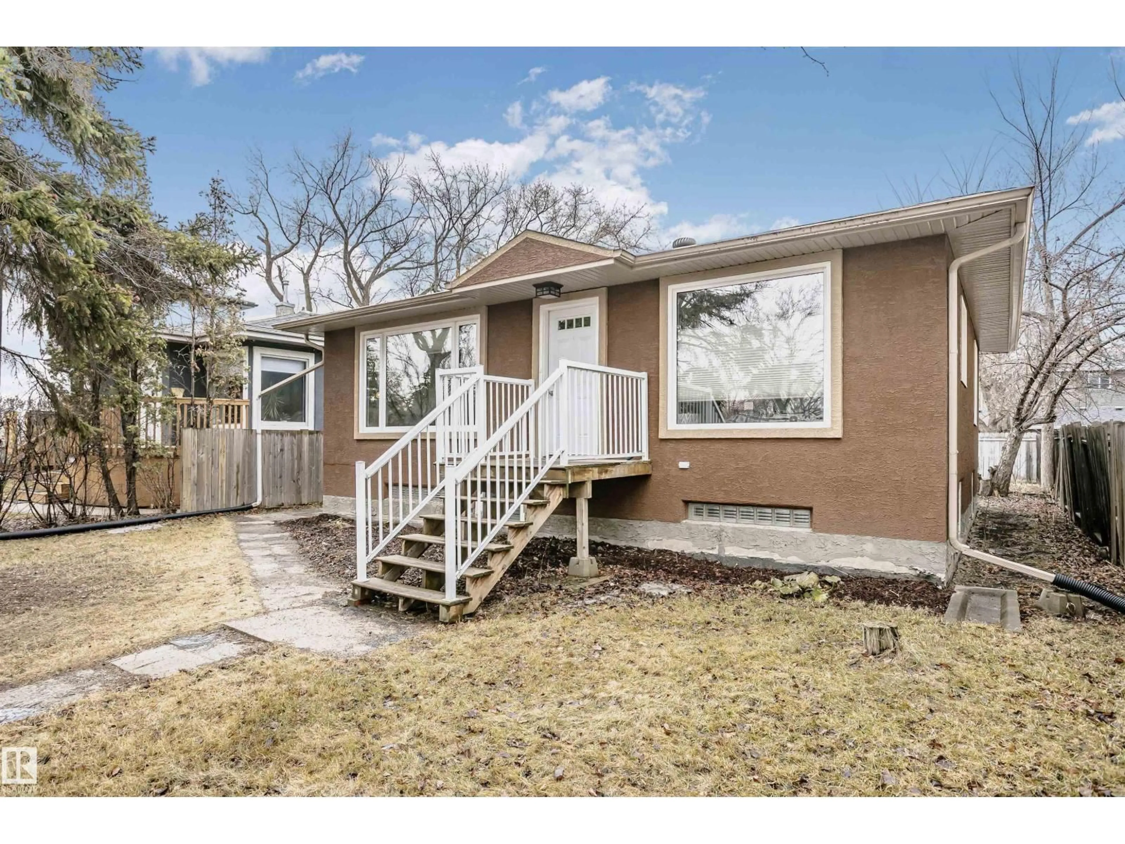 Unknown for 6524 112 ST, Edmonton Alberta T6H4R2