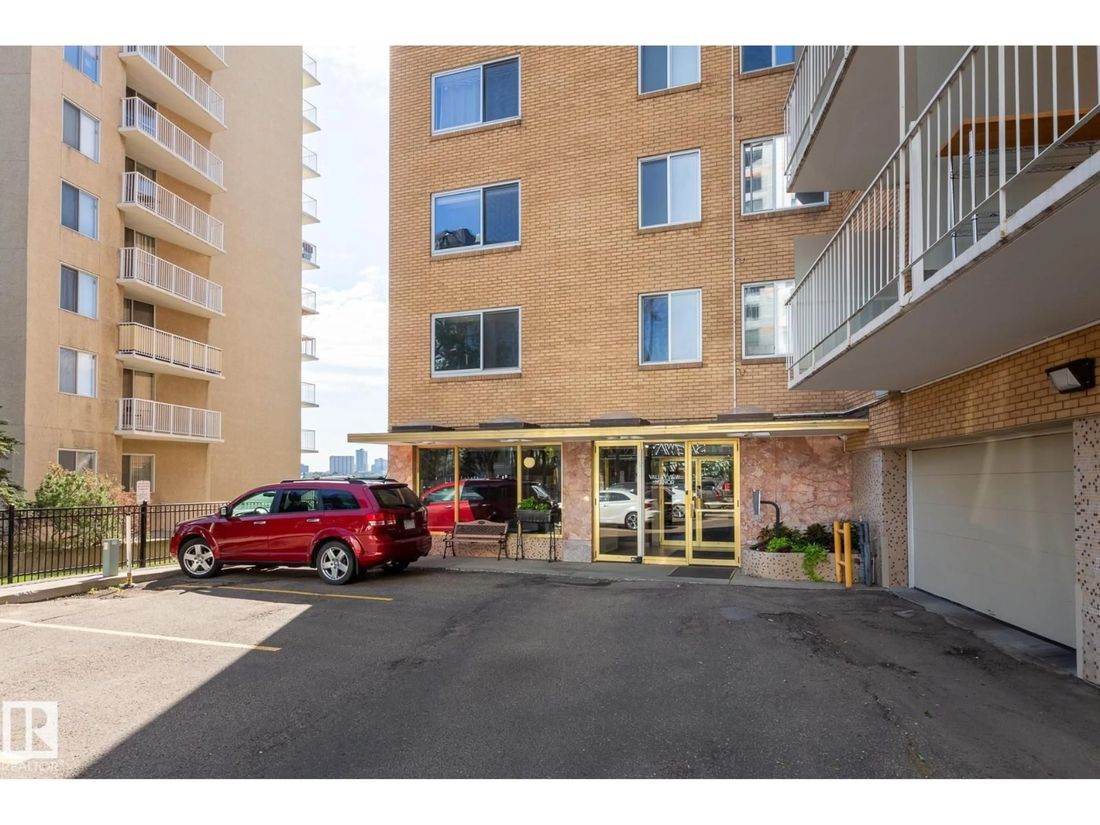 Indoor foyer for #207 - 12207 JASPER AV, Edmonton Alberta T5N3K2