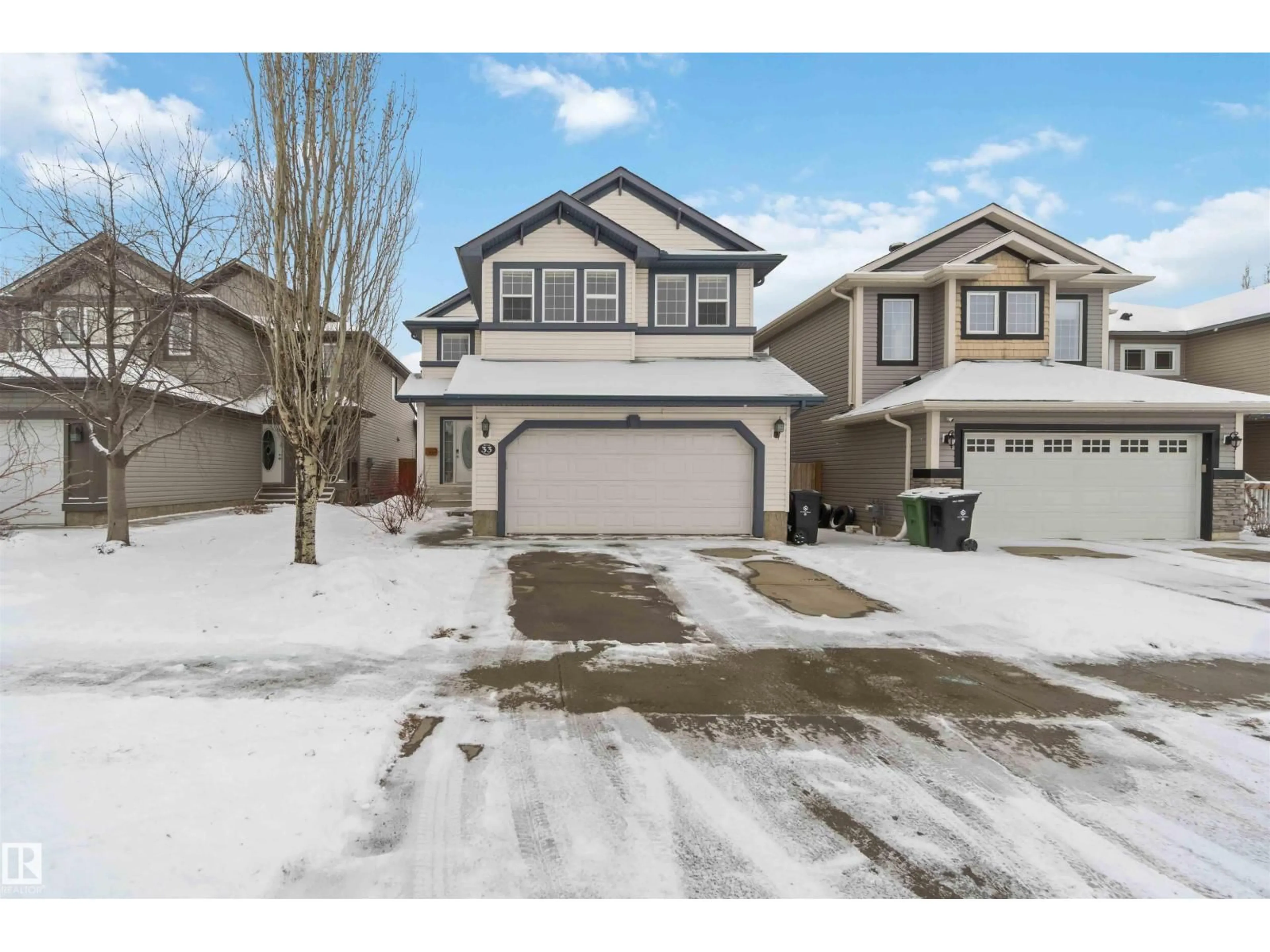 A pic from outside/outdoor area/front of a property/back of a property/a pic from drone, street for 33 BIRCH PL, Fort Saskatchewan Alberta T8L0A5