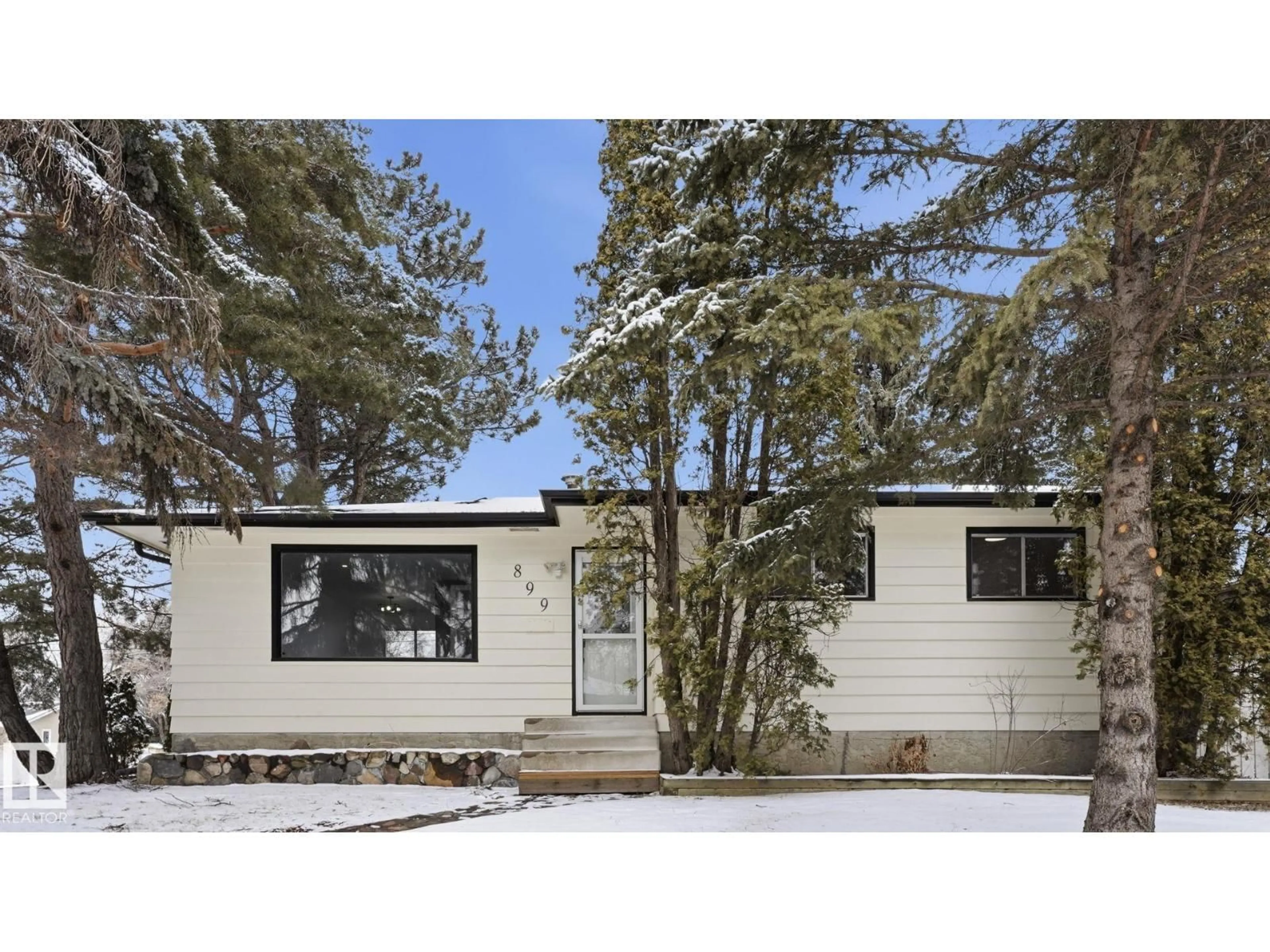 Home with vinyl exterior material, street for 899 ALDER AV, Sherwood Park Alberta T8A1V4