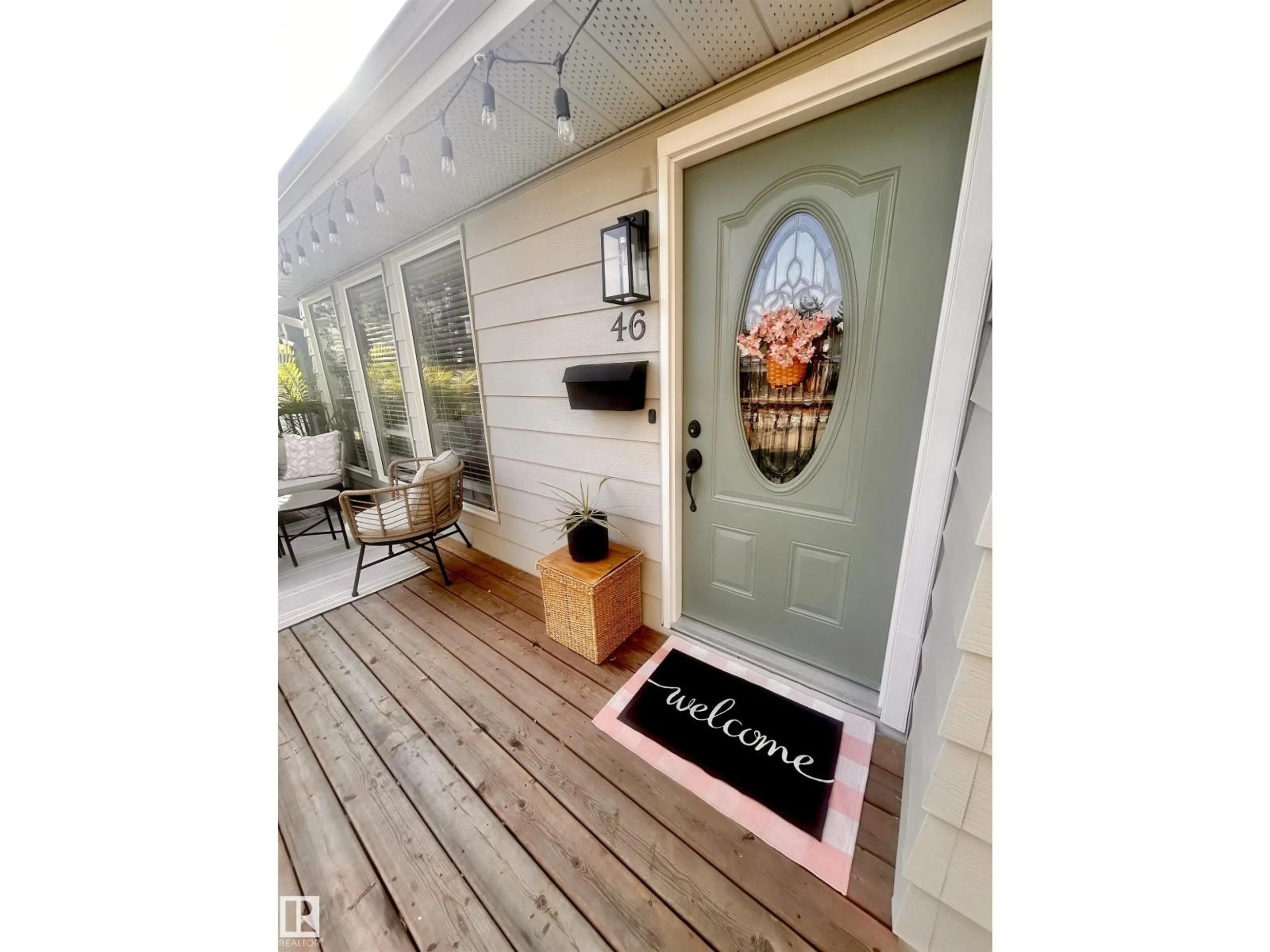 Indoor entryway for 46 GARDEN VALLEY DR, Stony Plain Alberta T7Z1H4