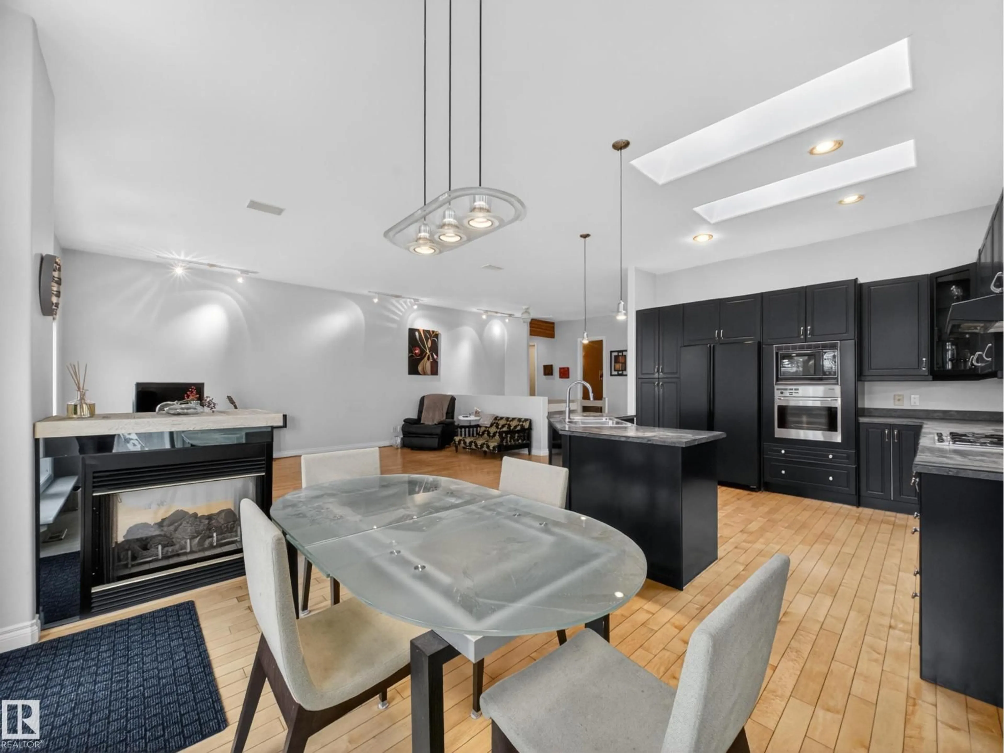 Open concept kitchen, unknown for 569 BUTTERWORTH WY, Edmonton Alberta T6R2P6