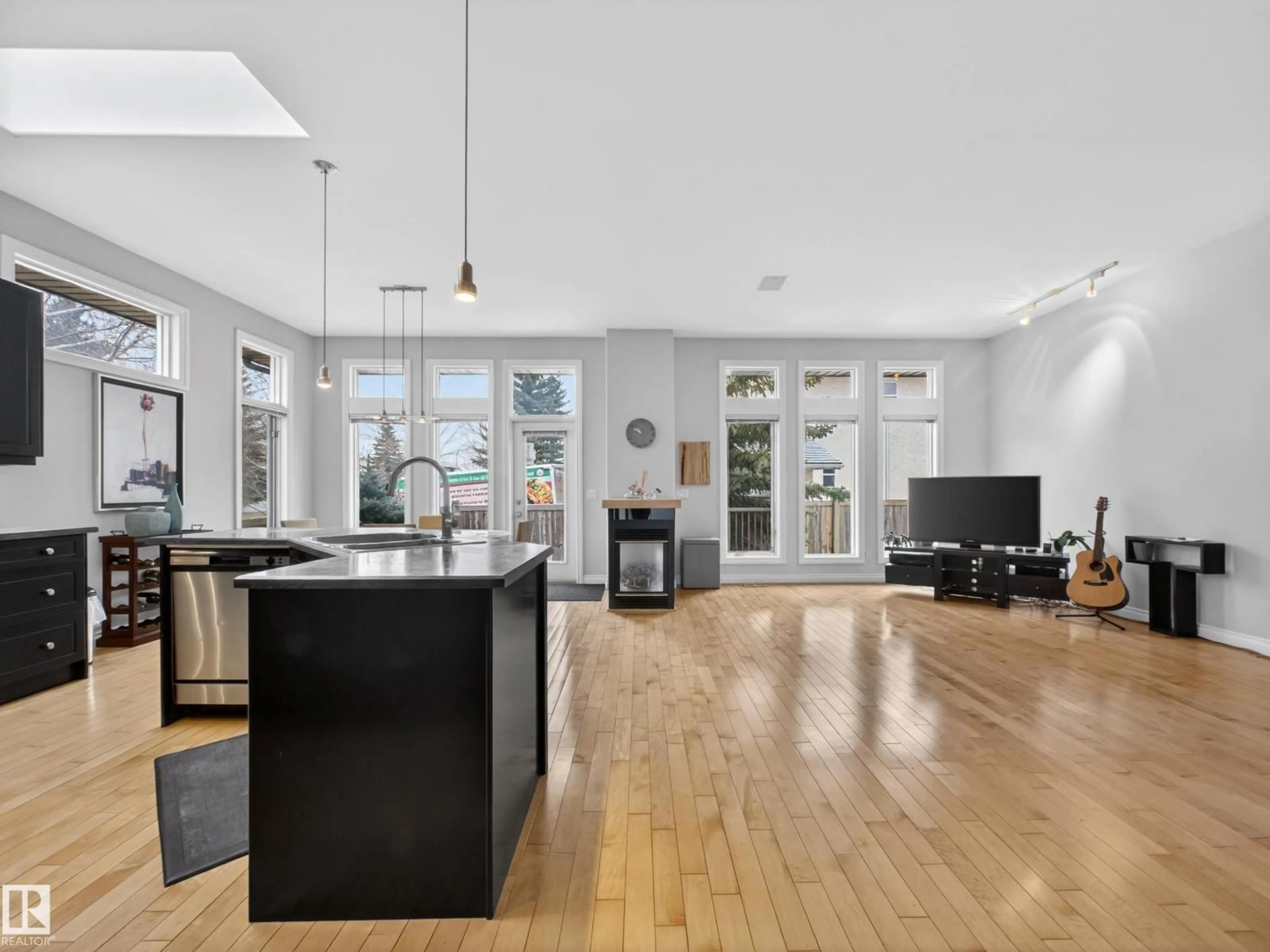 Open concept kitchen, unknown for 569 BUTTERWORTH WY, Edmonton Alberta T6R2P6