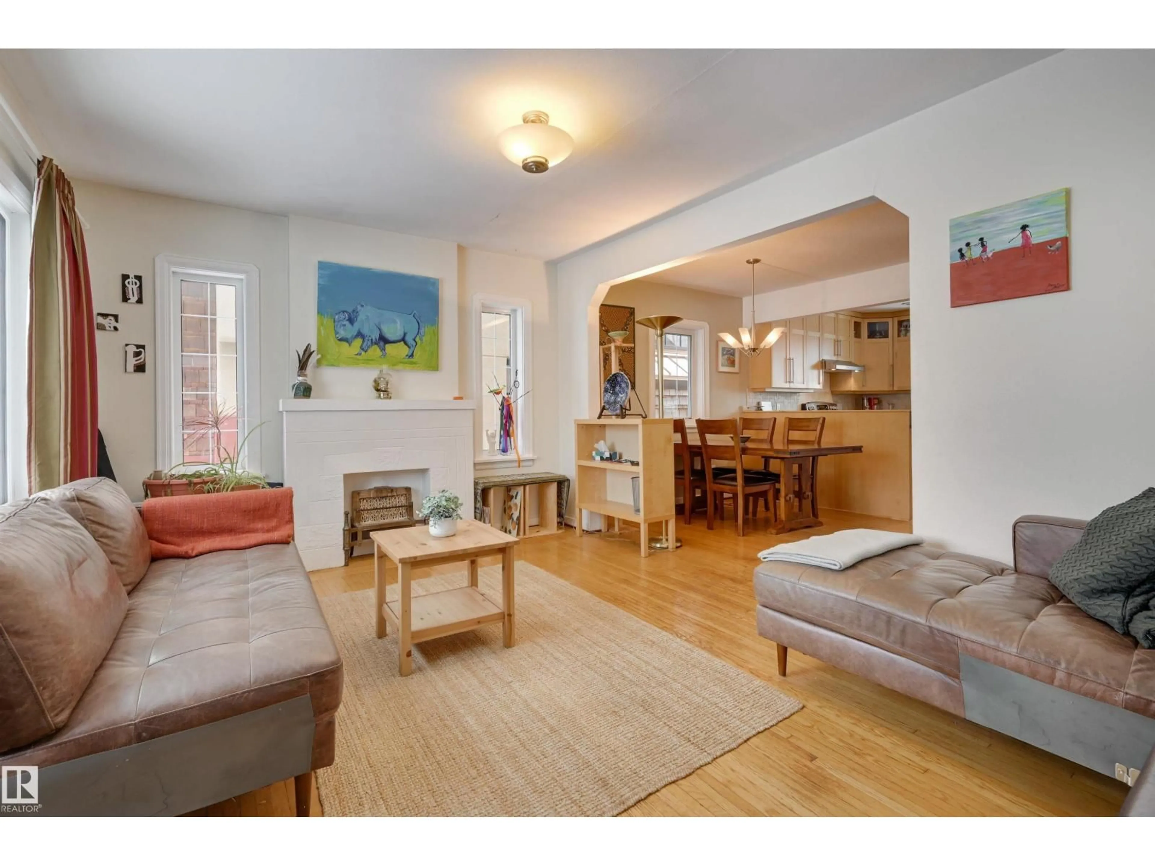 Living room with furniture, unknown for NW - 9827 84 AV, Edmonton Alberta T6E2G1