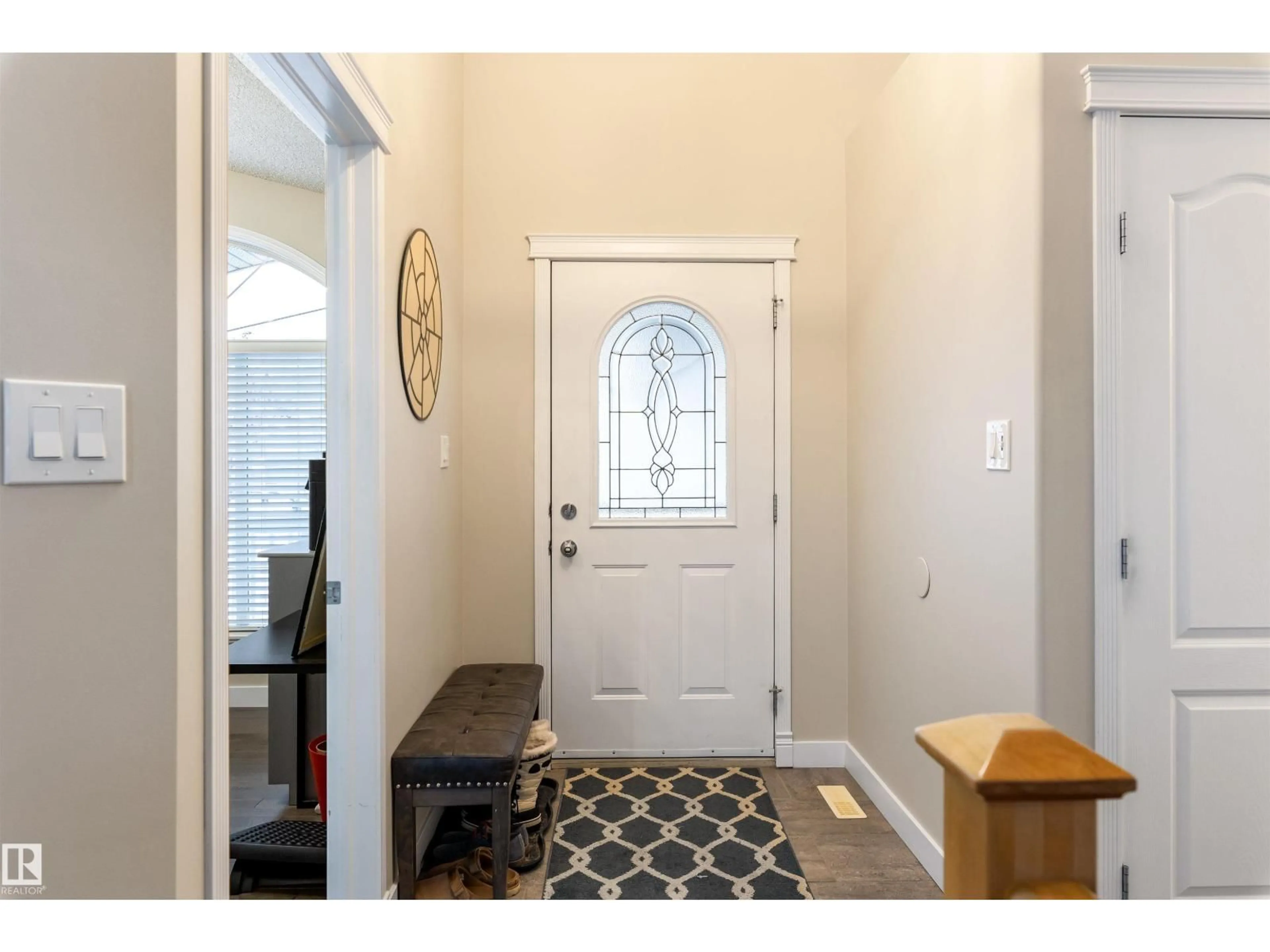 Indoor entryway for 13 NEWBURY CO, St. Albert Alberta T8N7C1