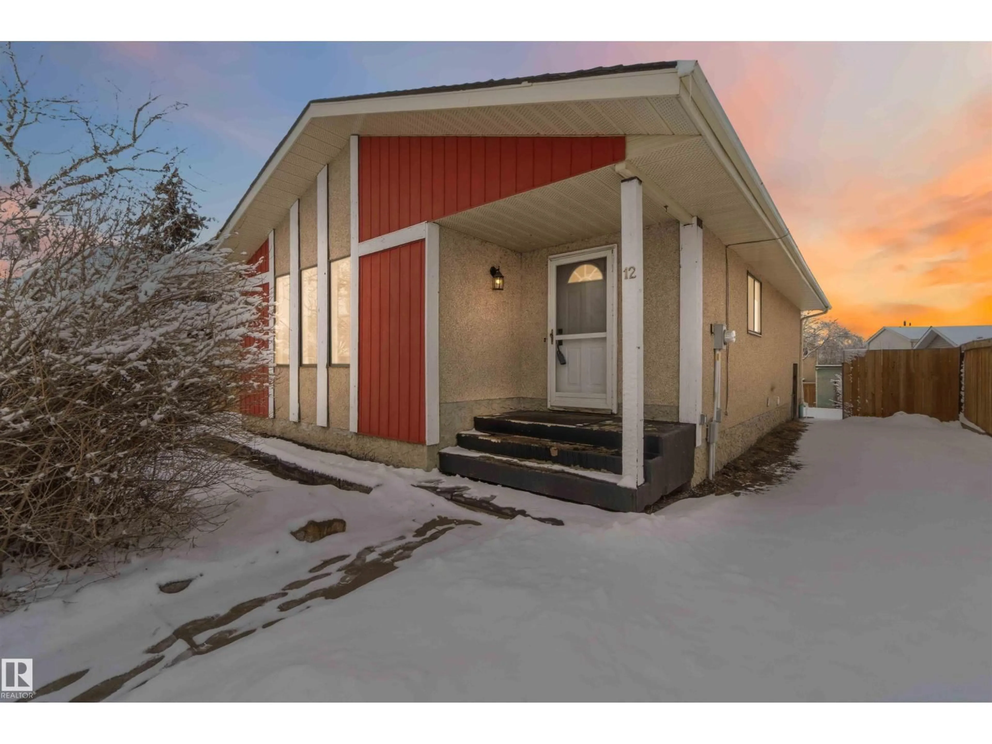 Unknown for 12 LUNNON DR, Gibbons Alberta T0A1N0