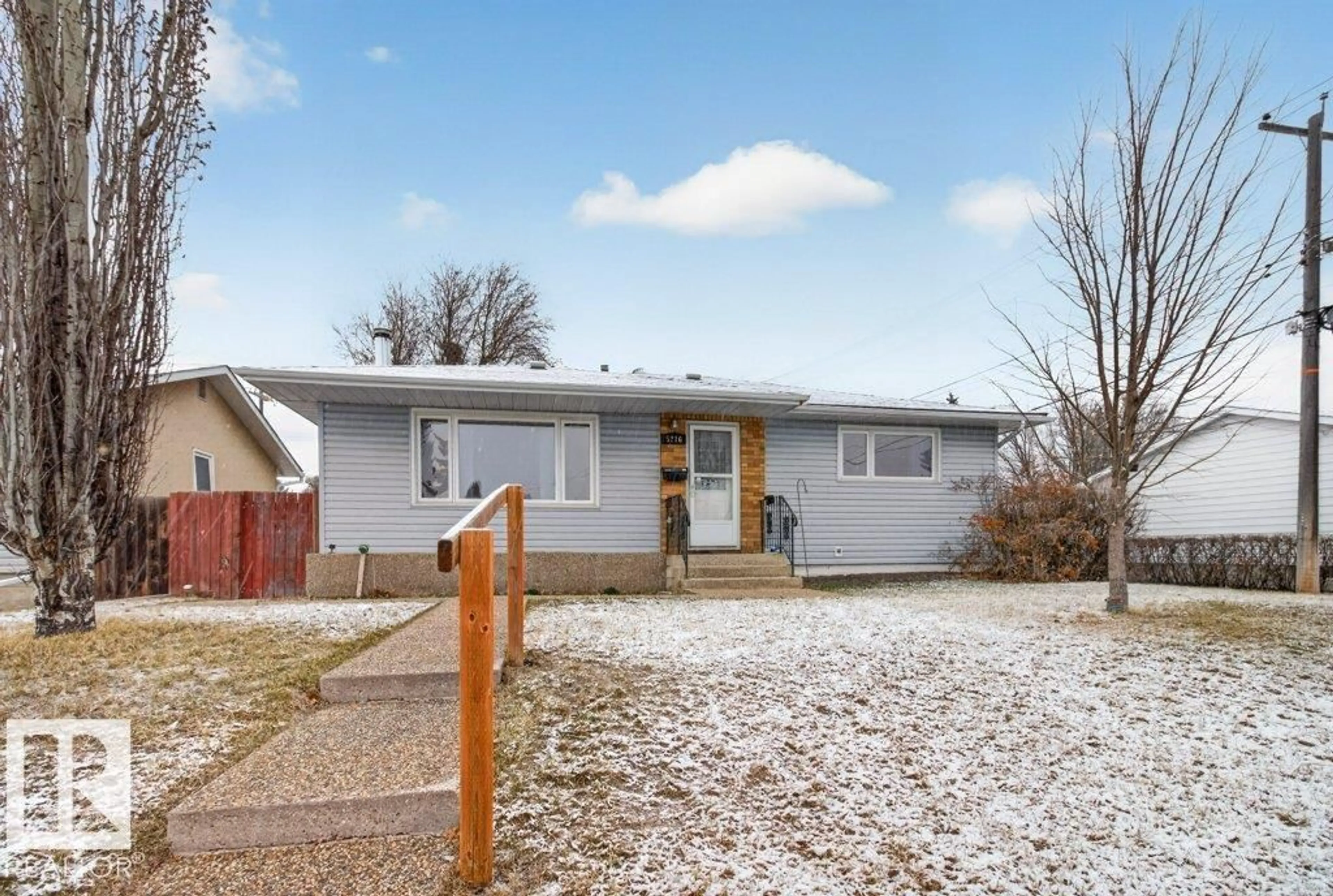 Home with vinyl exterior material, street for 5216 89 AV, Edmonton Alberta T6B0M5