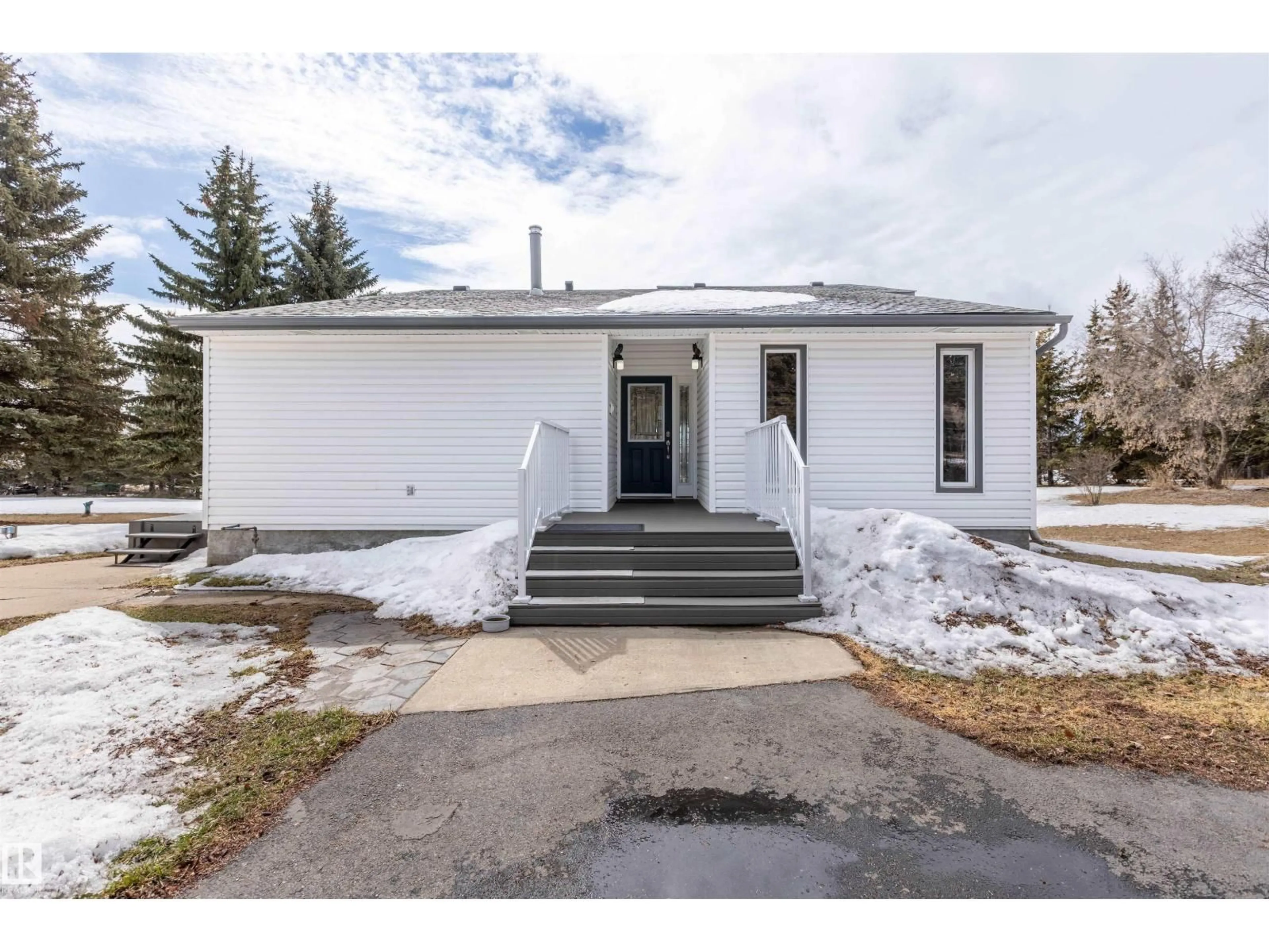 Unknown for #5 - 23516 TOWNSHIP ROAD 560, Rural Sturgeon County Alberta T0A0K4