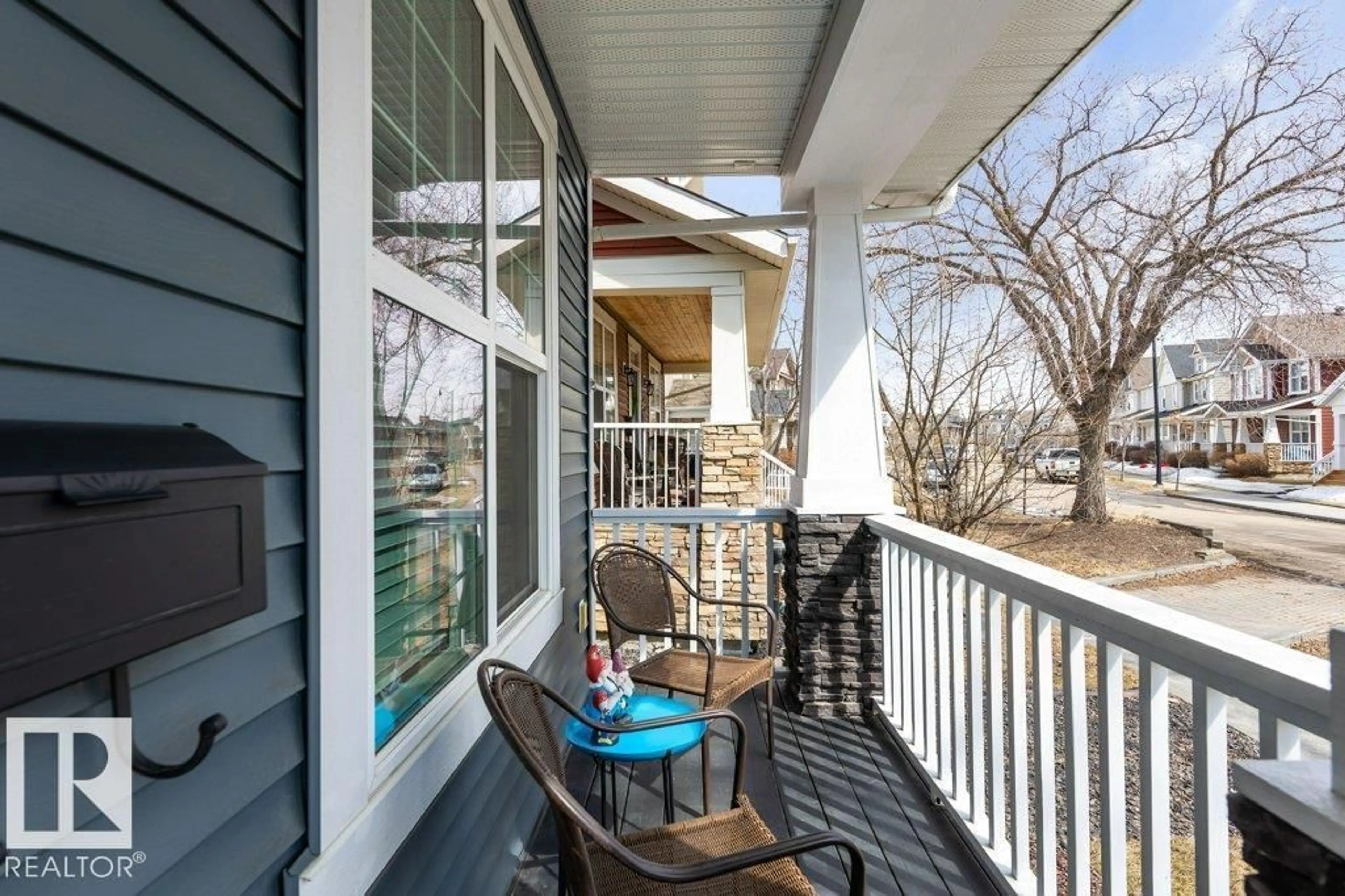 Patio, water/lake/river/ocean view for 1628 KERR RD, Edmonton Alberta T5E4A7