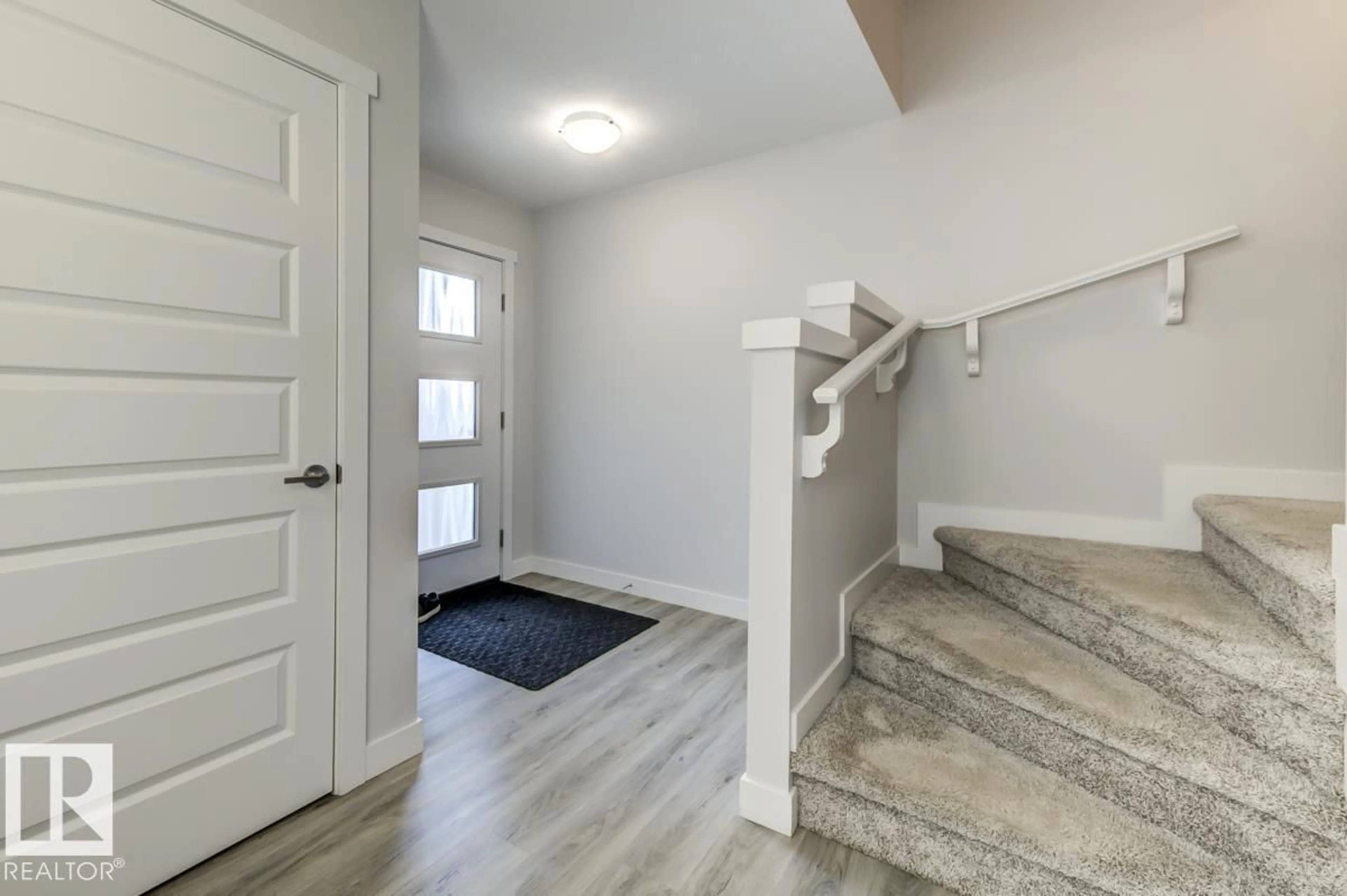 Indoor entryway for SW - 1714 169 ST, Edmonton Alberta T6W3P7