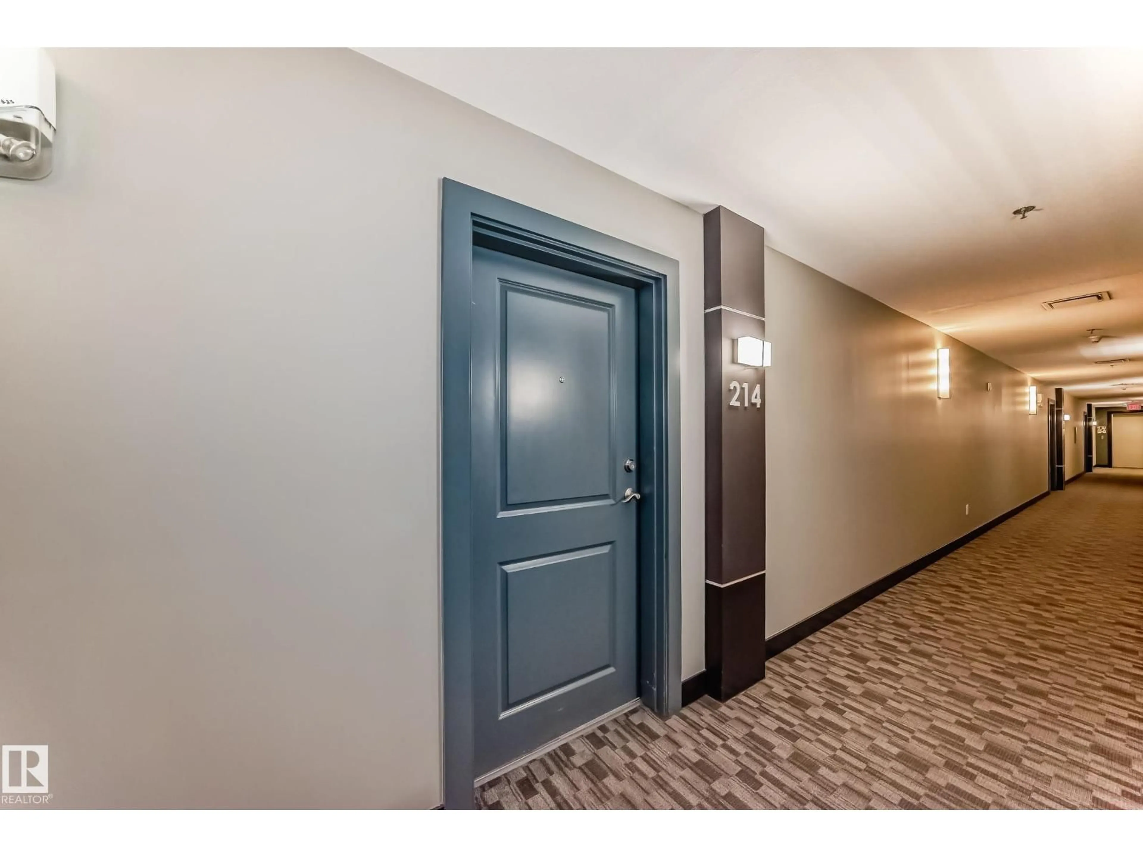 Indoor foyer for 214 - 5001 ETON BV, Sherwood Park Alberta T8H0N7