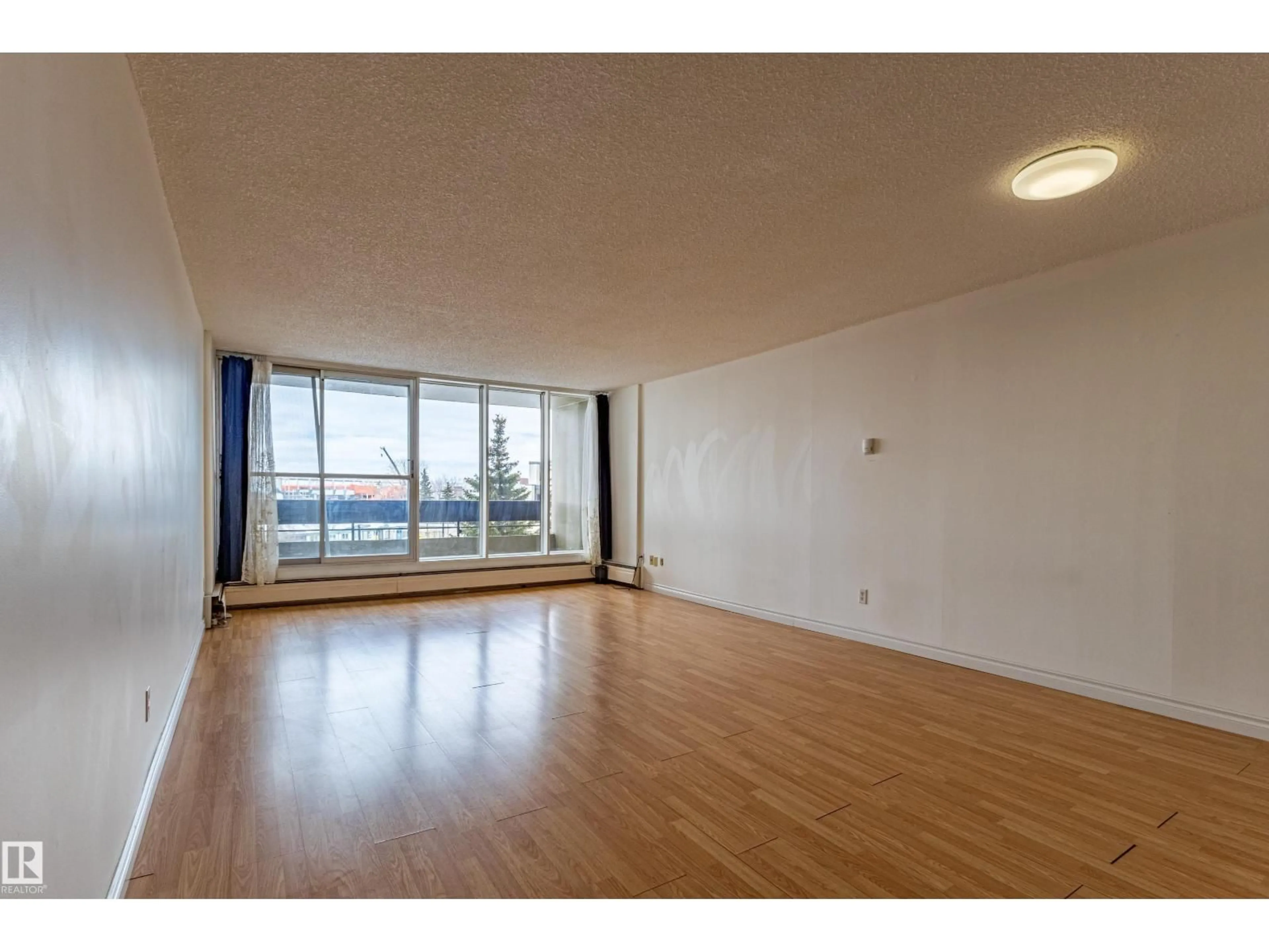 A pic of a room for #37 - 8745 165 ST, Edmonton Alberta T5R2R7