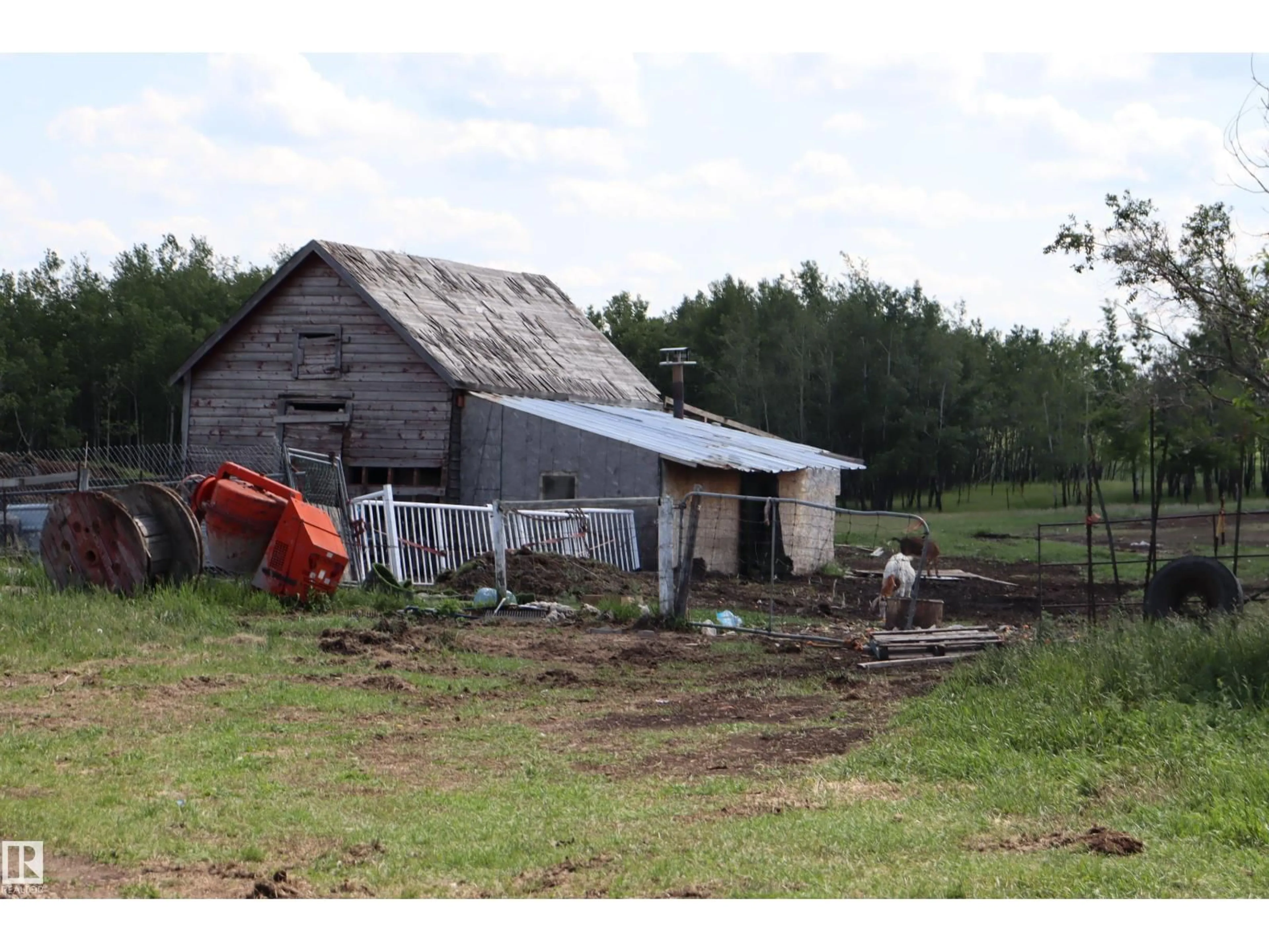 Shed for 214 - 49310 RGR RD RD, Rural Camrose County Alberta T0B2M2