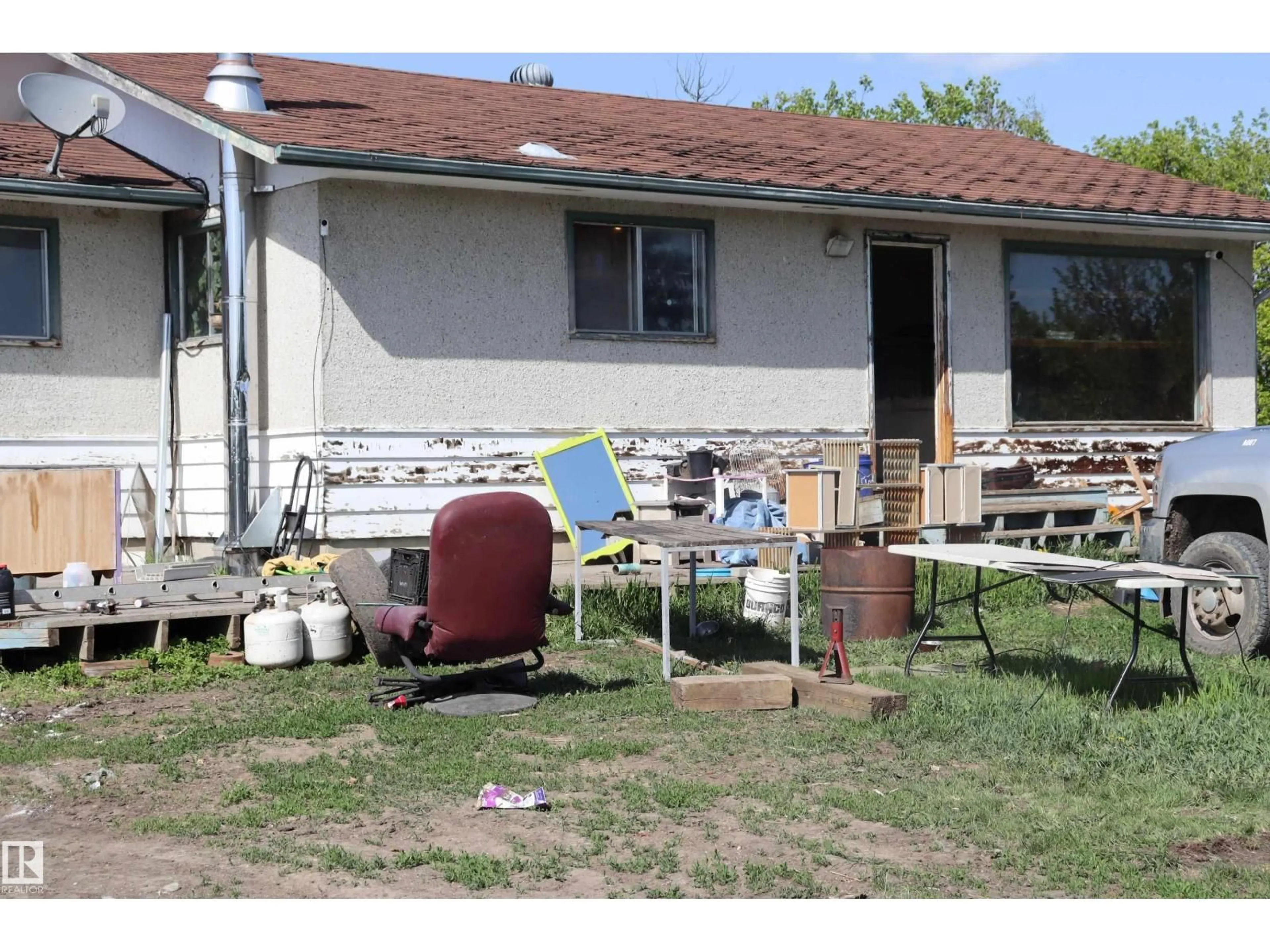 Patio, street for 214 - 49310 RGR RD RD, Rural Camrose County Alberta T0B2M2