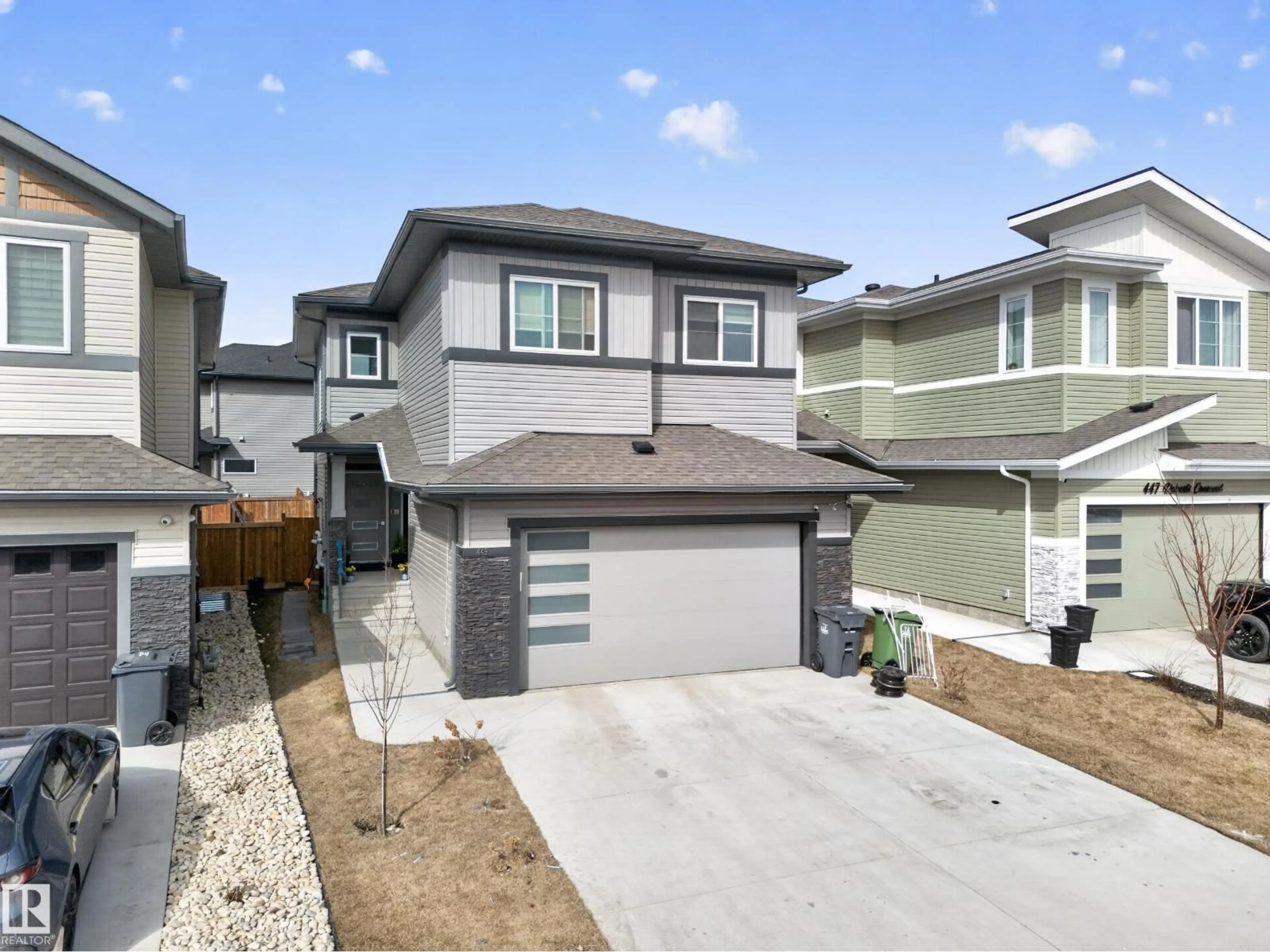 Home with vinyl exterior material, street for 449 ROBERTS CR, Leduc Alberta T9E1N4