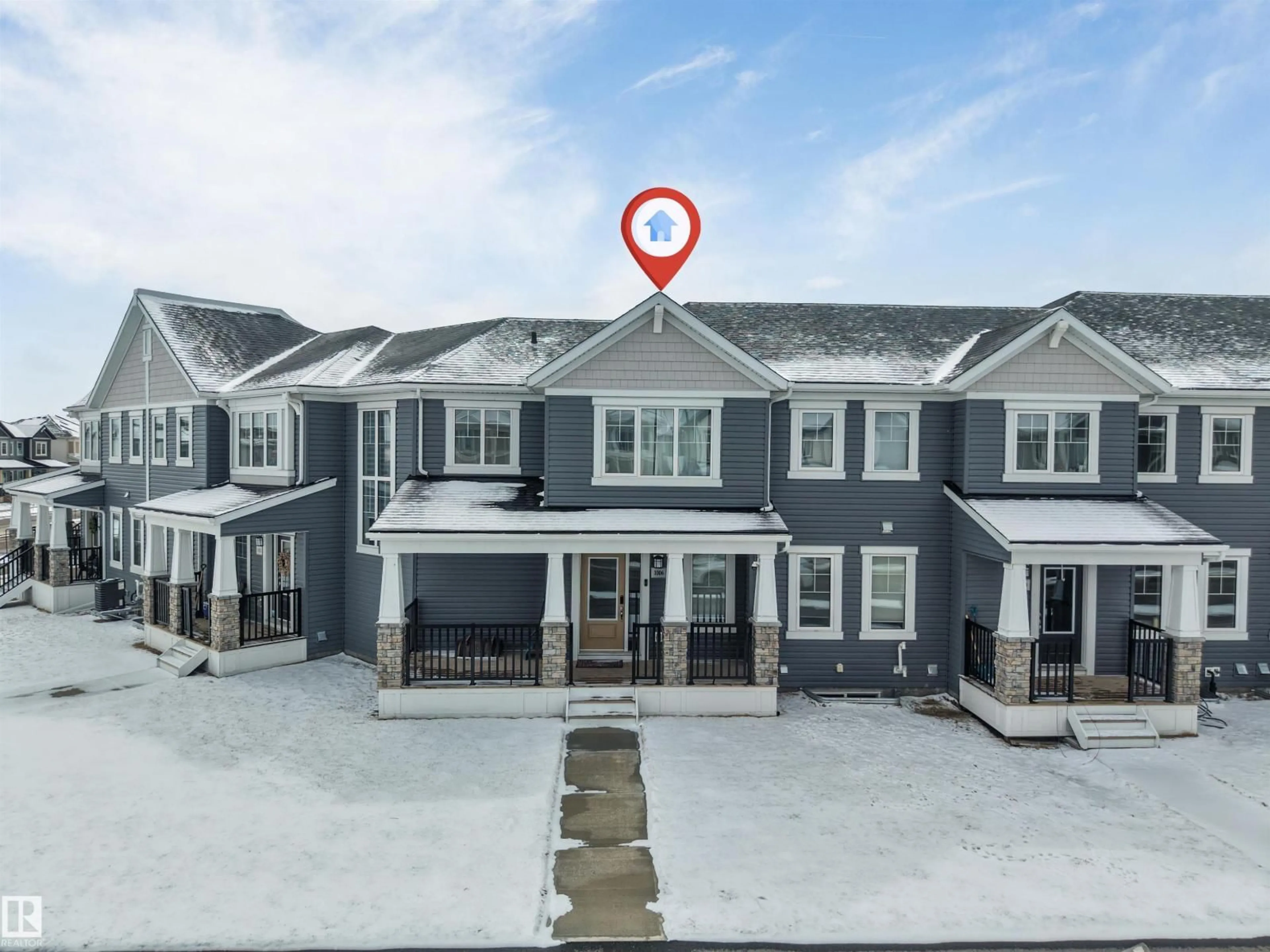 A pic from outside/outdoor area/front of a property/back of a property/a pic from drone, unknown for 1006 CRESTVIEW, Sherwood Park Alberta T8H3A3