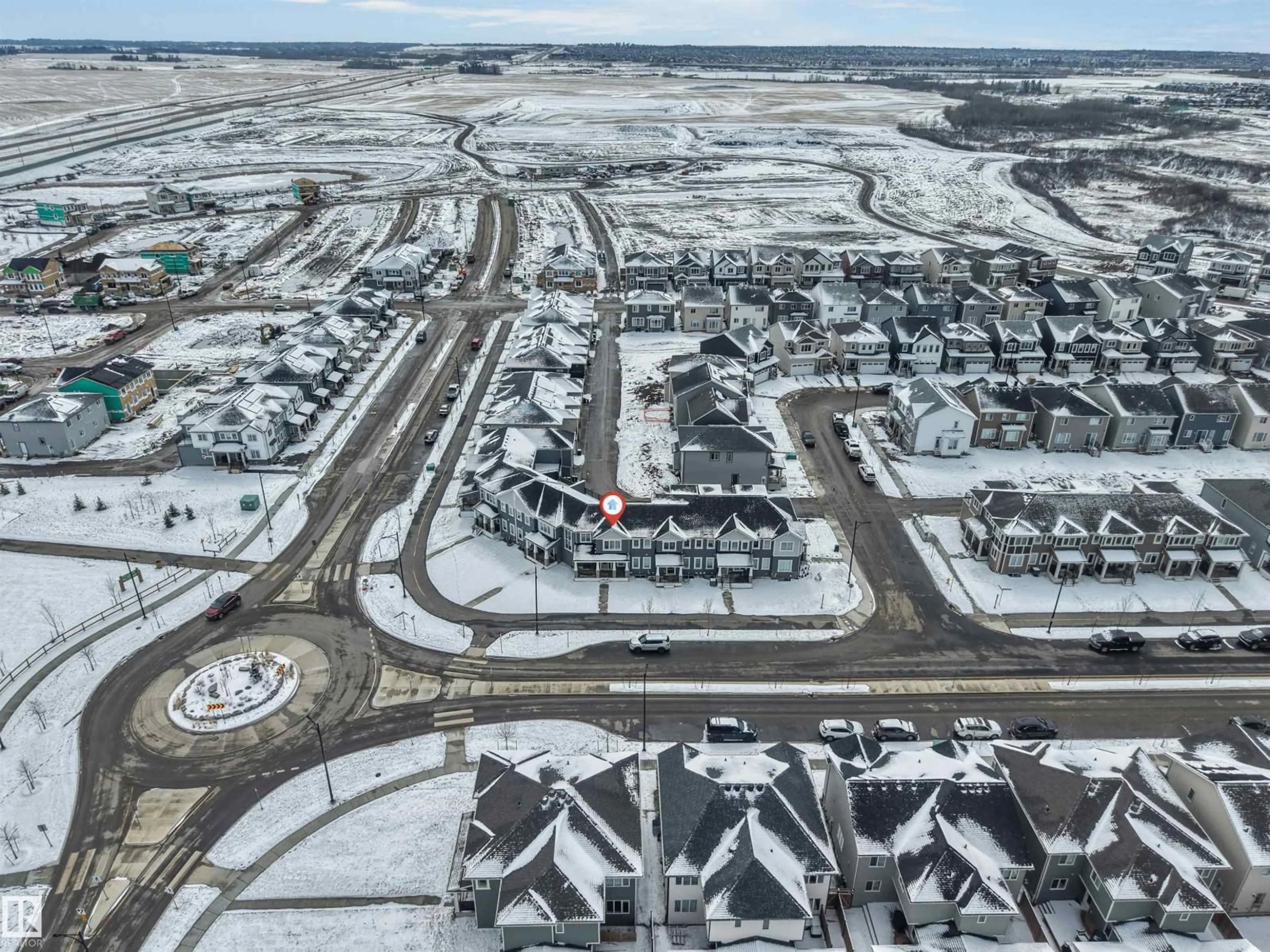 A pic from outside/outdoor area/front of a property/back of a property/a pic from drone, unknown for 1006 CRESTVIEW, Sherwood Park Alberta T8H3A3