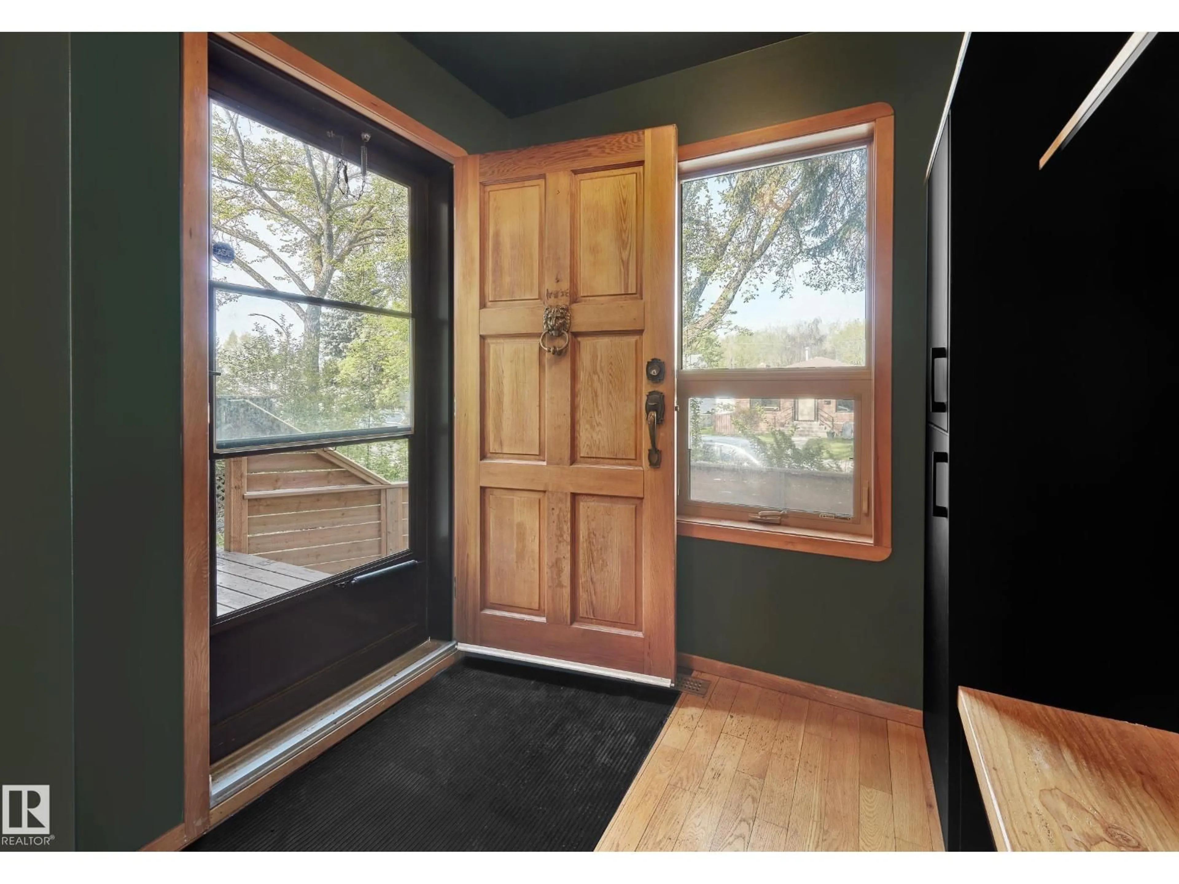 Indoor entryway for NW - 10251 77 ST, Edmonton Alberta T6A3C4