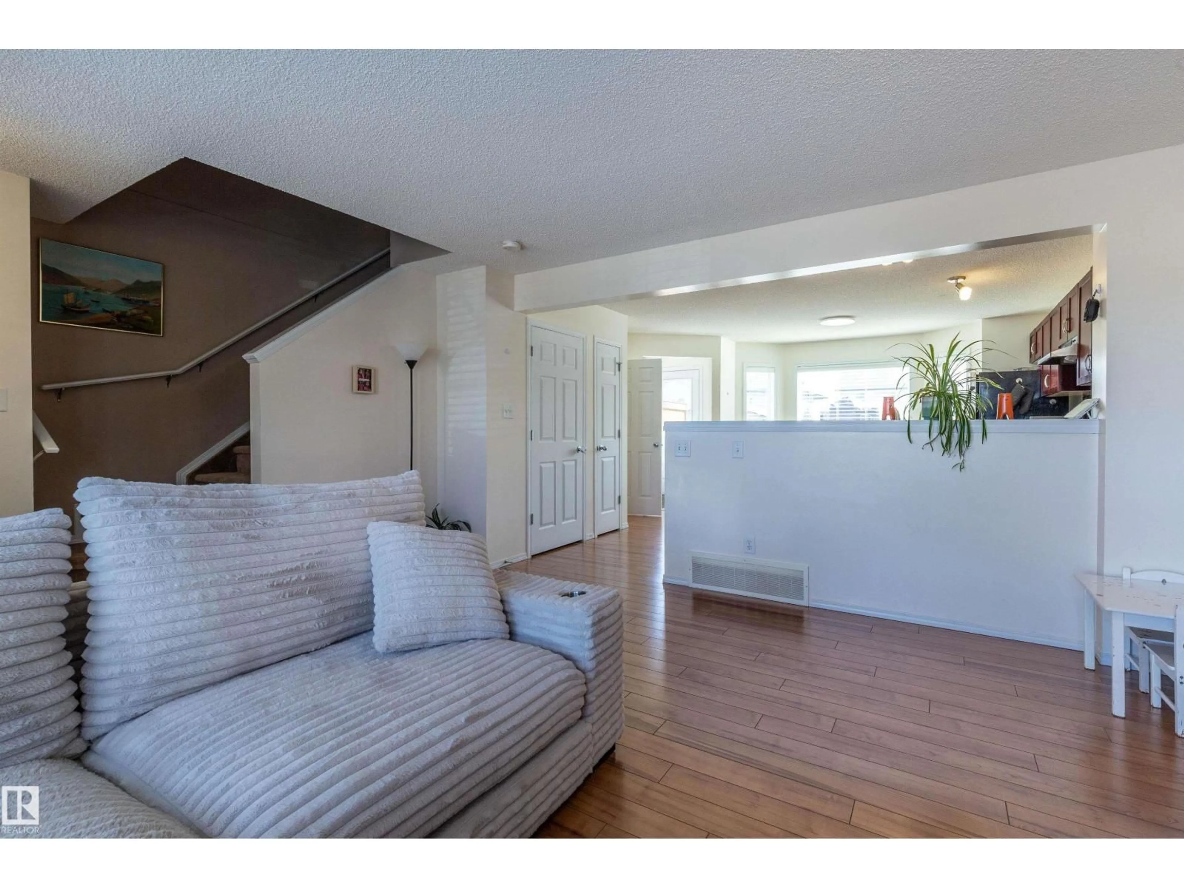 Unknown for 21313 60 AV, Edmonton Alberta T6M0H8