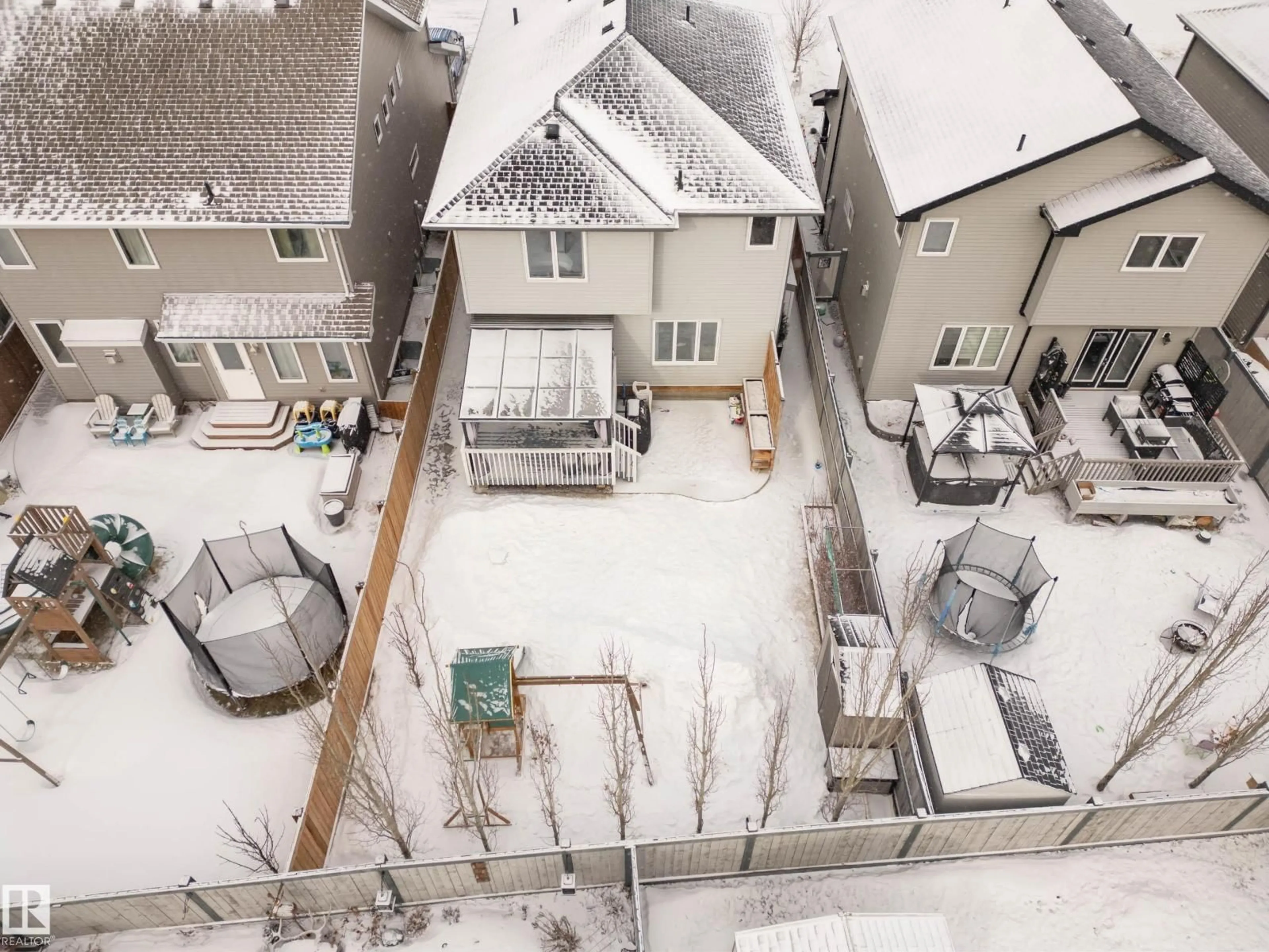 A pic from outside/outdoor area/front of a property/back of a property/a pic from drone, unknown for 30 AUTUMNWOOD CR, Spruce Grove Alberta T7X4R5