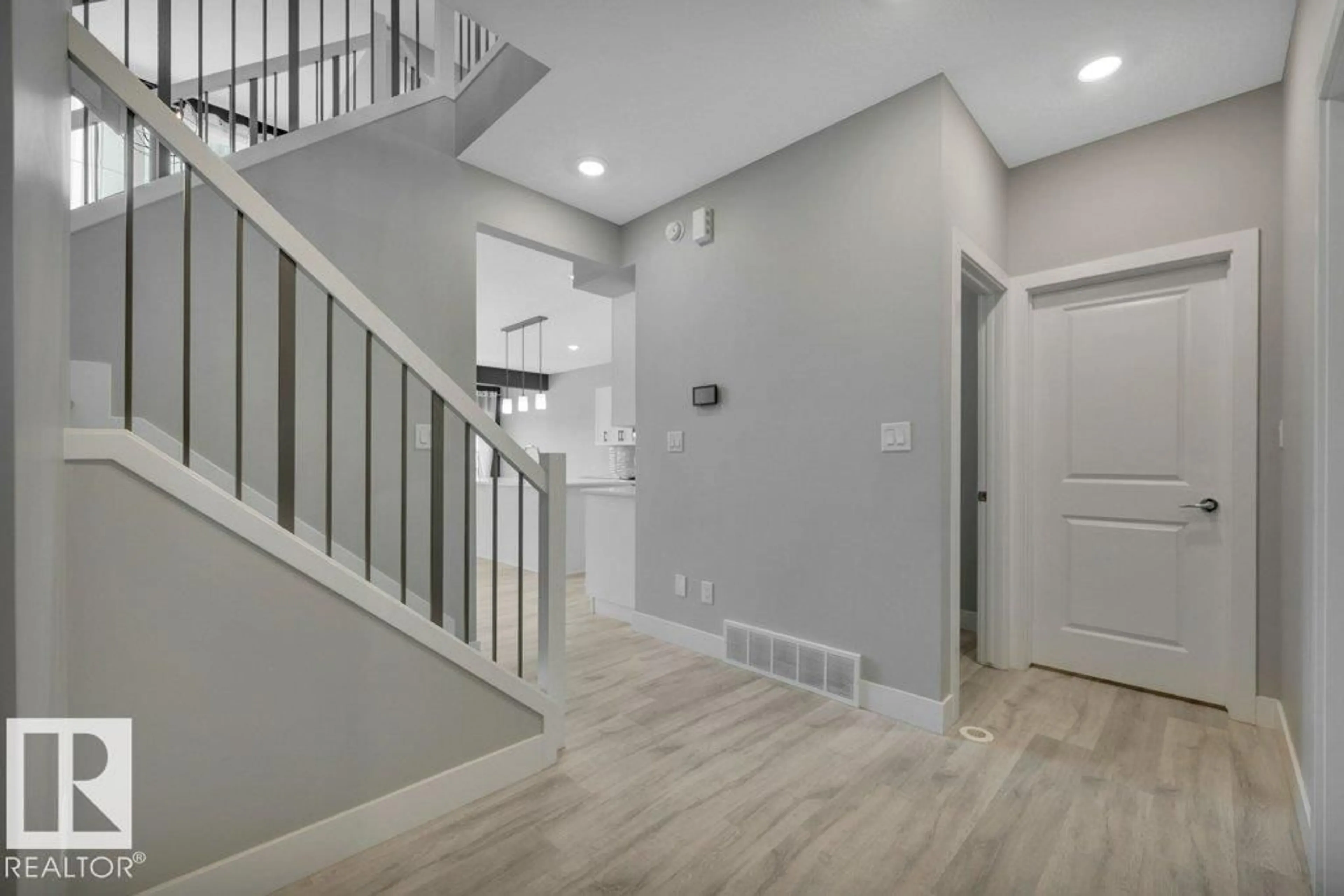 Unknown for SW - 1909 DAVIDSON WD, Edmonton Alberta T6W4C1