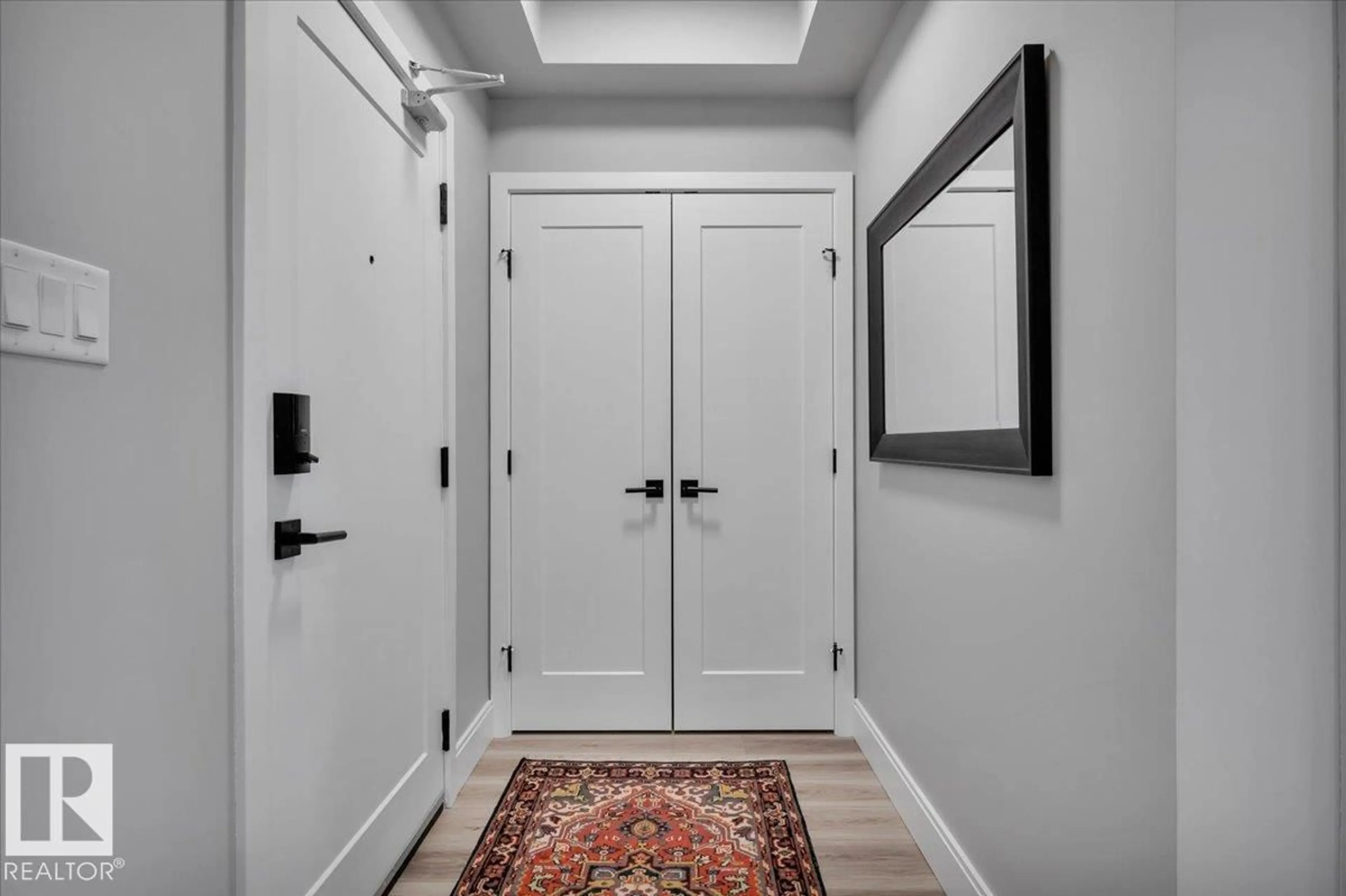 Indoor entryway for 404 - 7463 MAY CM, Edmonton Alberta T6R0X1