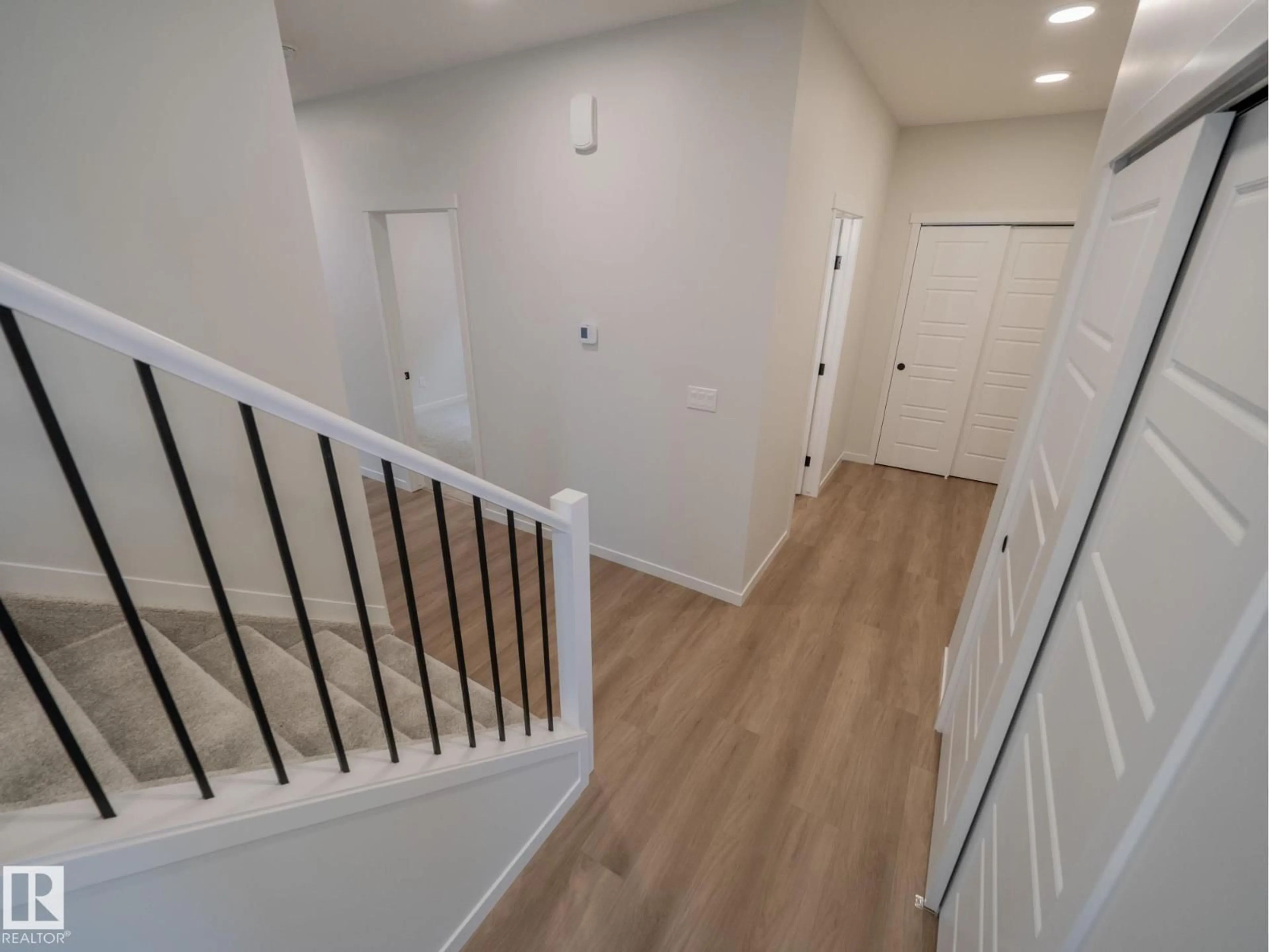 A pic of a room for 947 18 AV, Edmonton Alberta T6T2X3