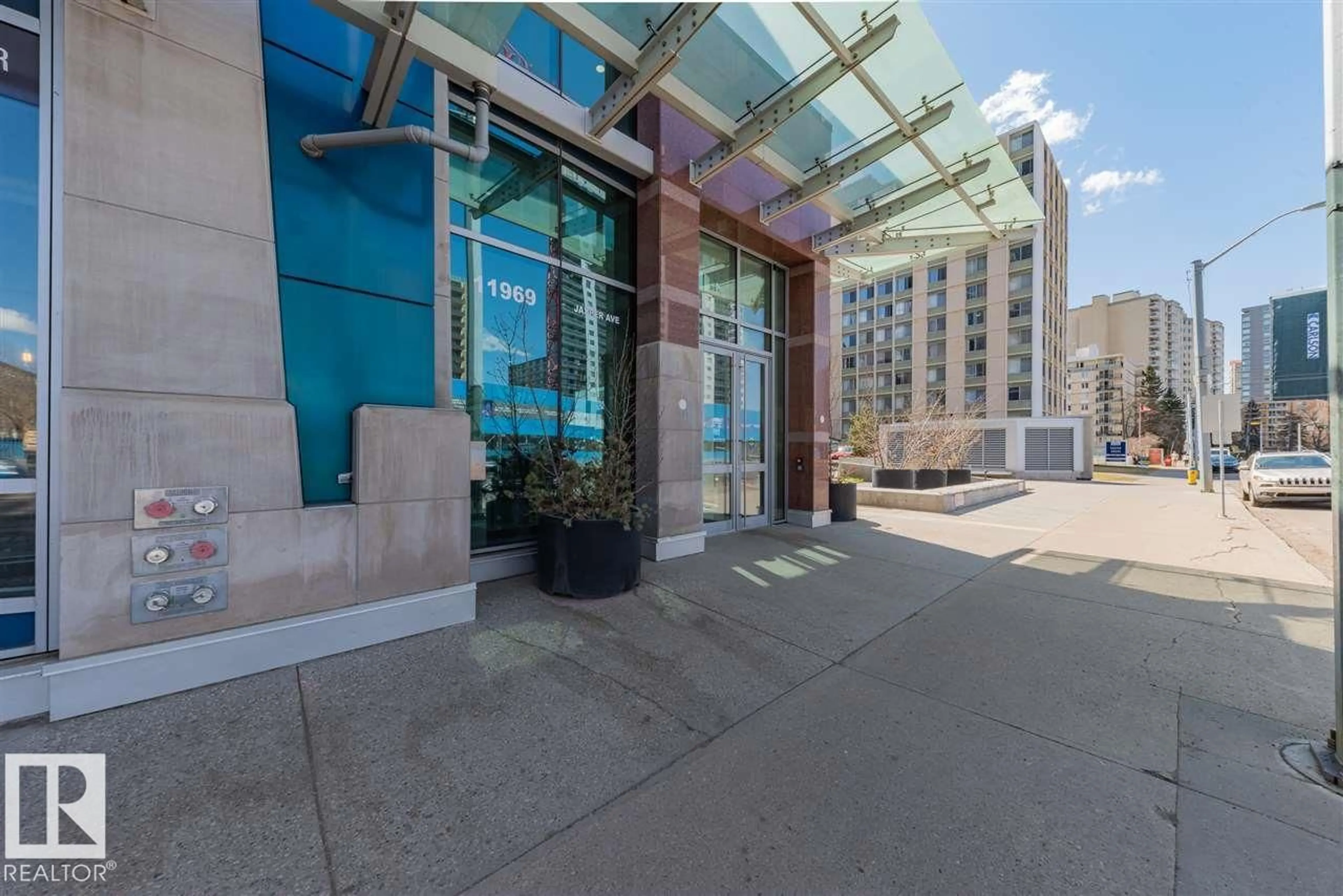 Indoor foyer for #401 - 11969 JASPER AV, Edmonton Alberta T5K0P1