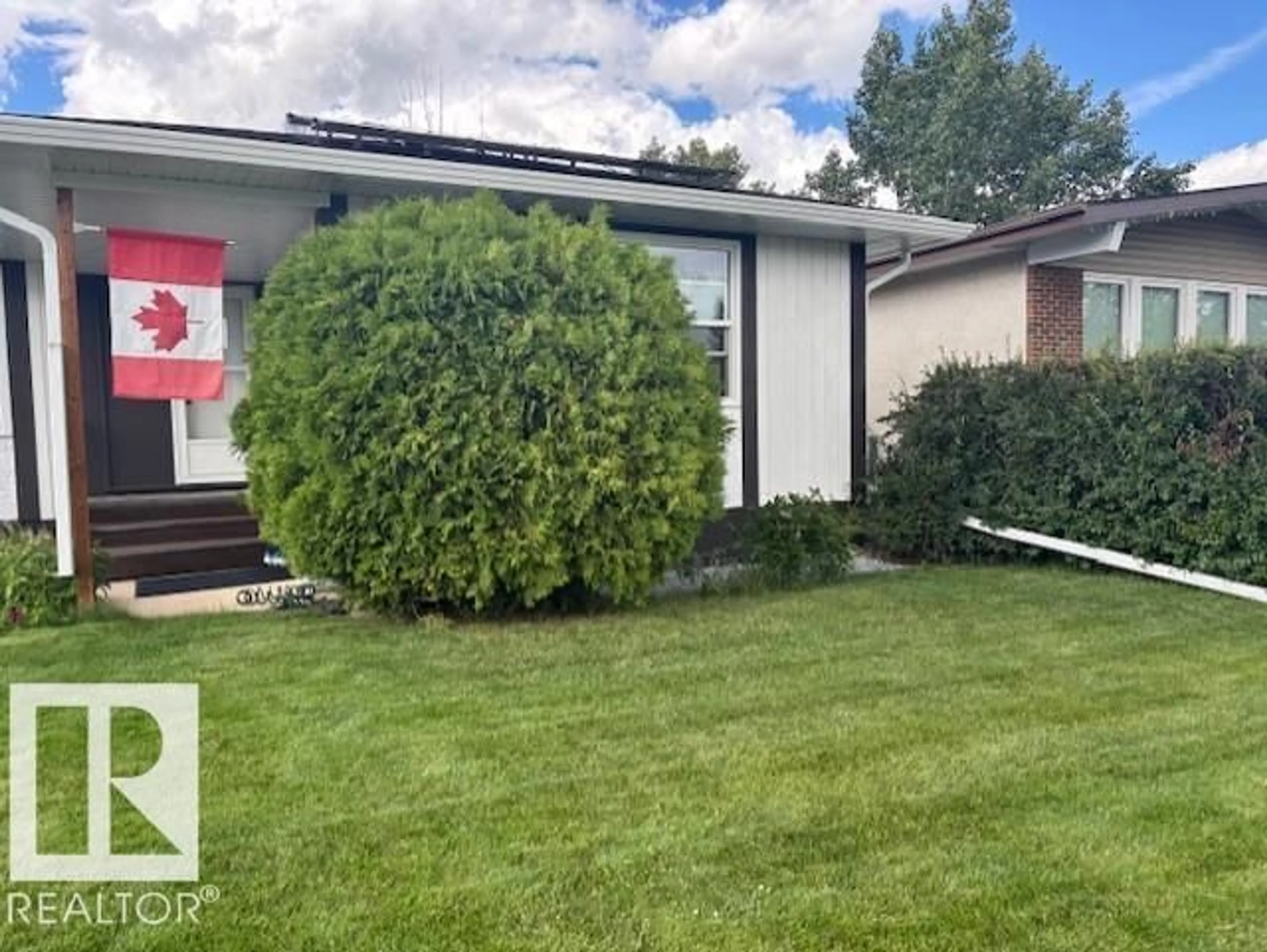 Home with vinyl exterior material, street for 4208 37 AV, Leduc Alberta T9E6A4