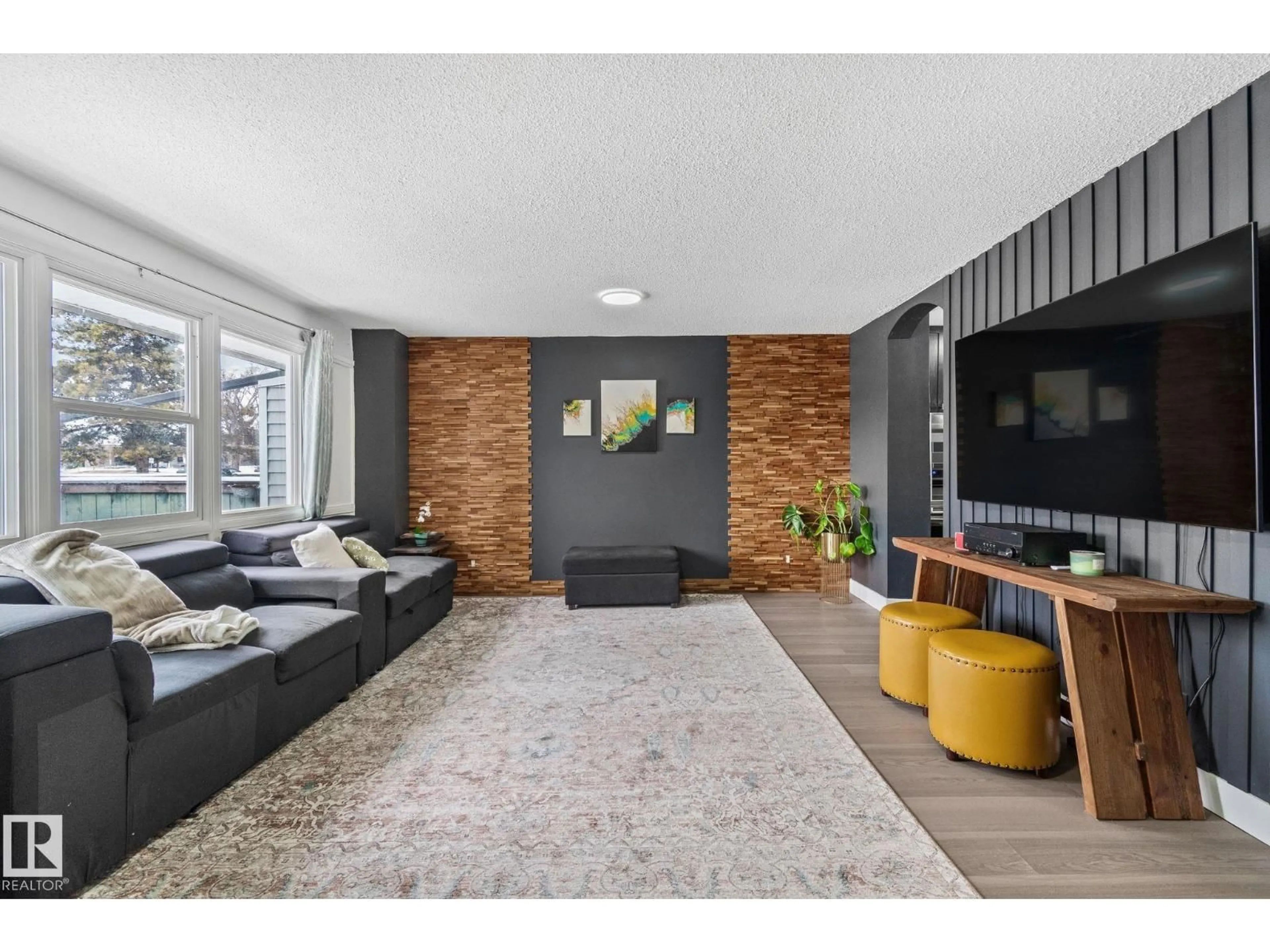 Living room with furniture, unknown for 209 VILLAGE ON THE GREEN GR, Edmonton Alberta T5A1H2