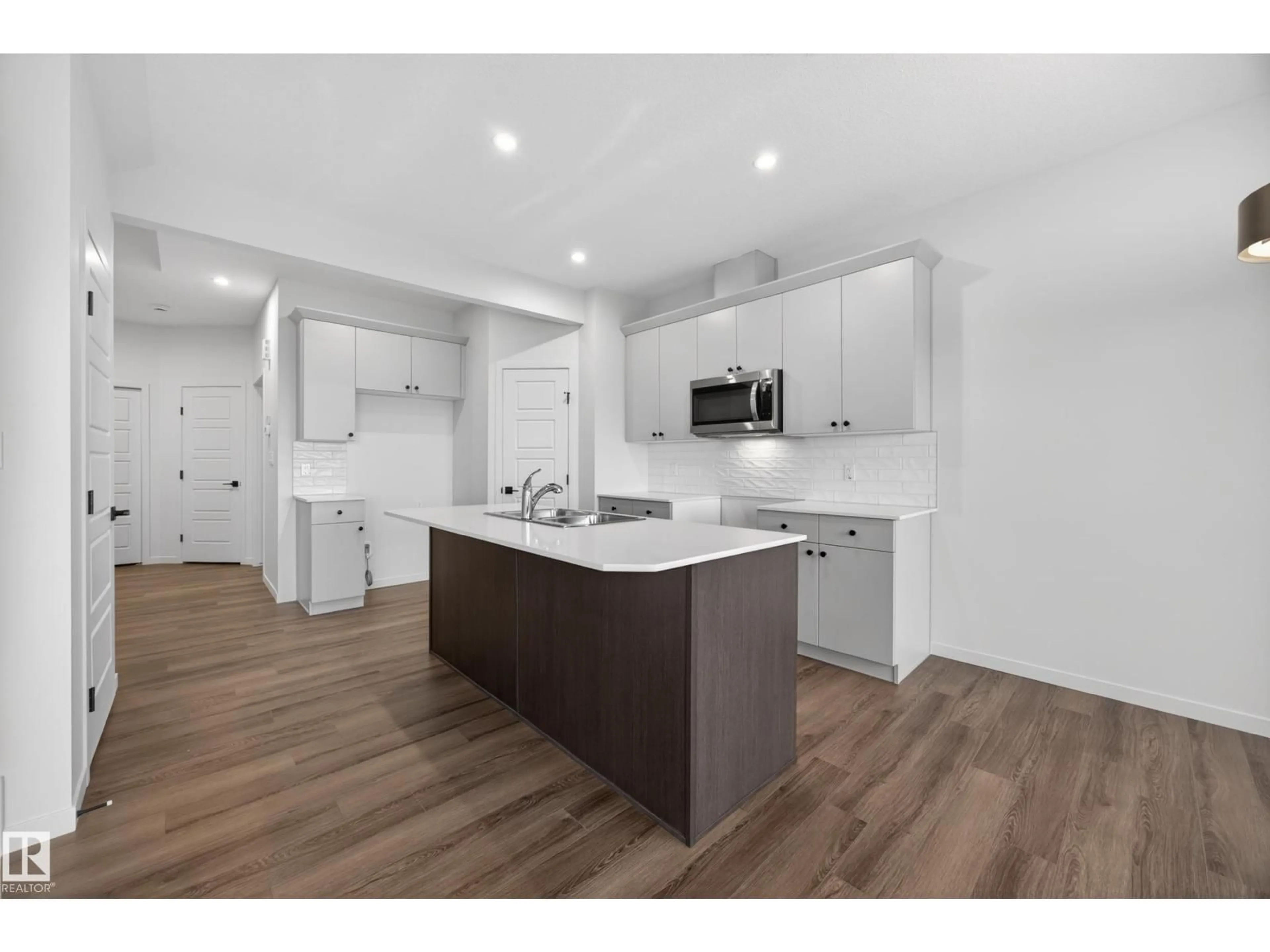 Open concept kitchen, unknown for 284 LODGE POLE PL, Leduc Alberta T9E0K7