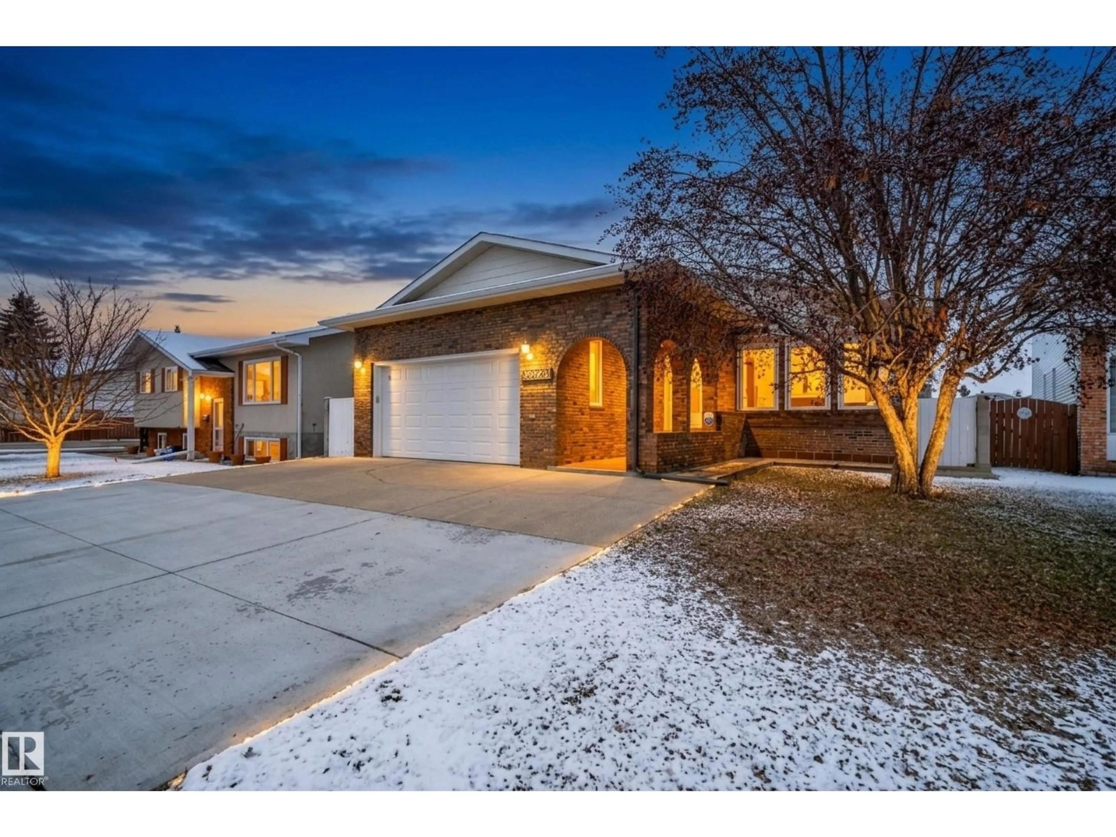 Unknown for NW - 9912 162 AV, Edmonton Alberta T5X5M4