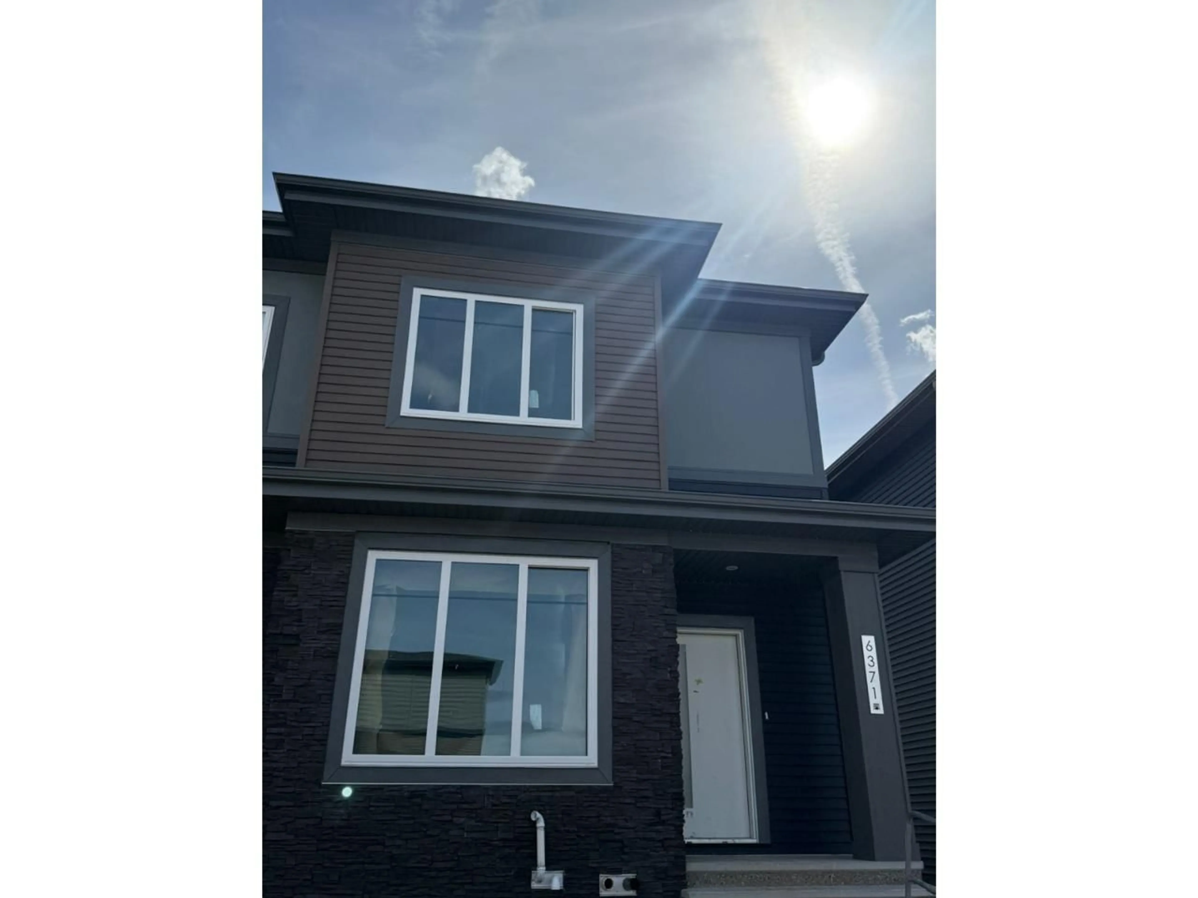 Unknown for 6371 KING WD, Edmonton Alberta T6W5J3