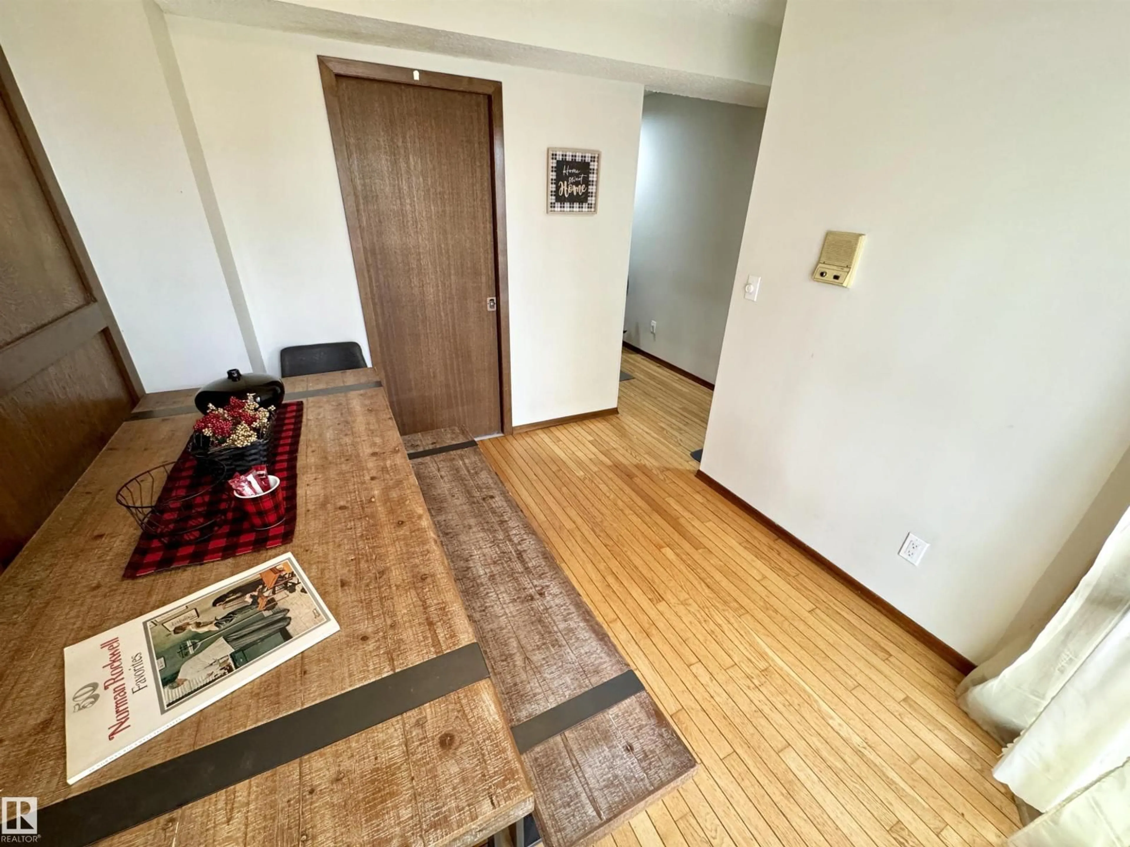 A pic of a room for NW - 10346A 121 ST, Edmonton Alberta T5N1P2