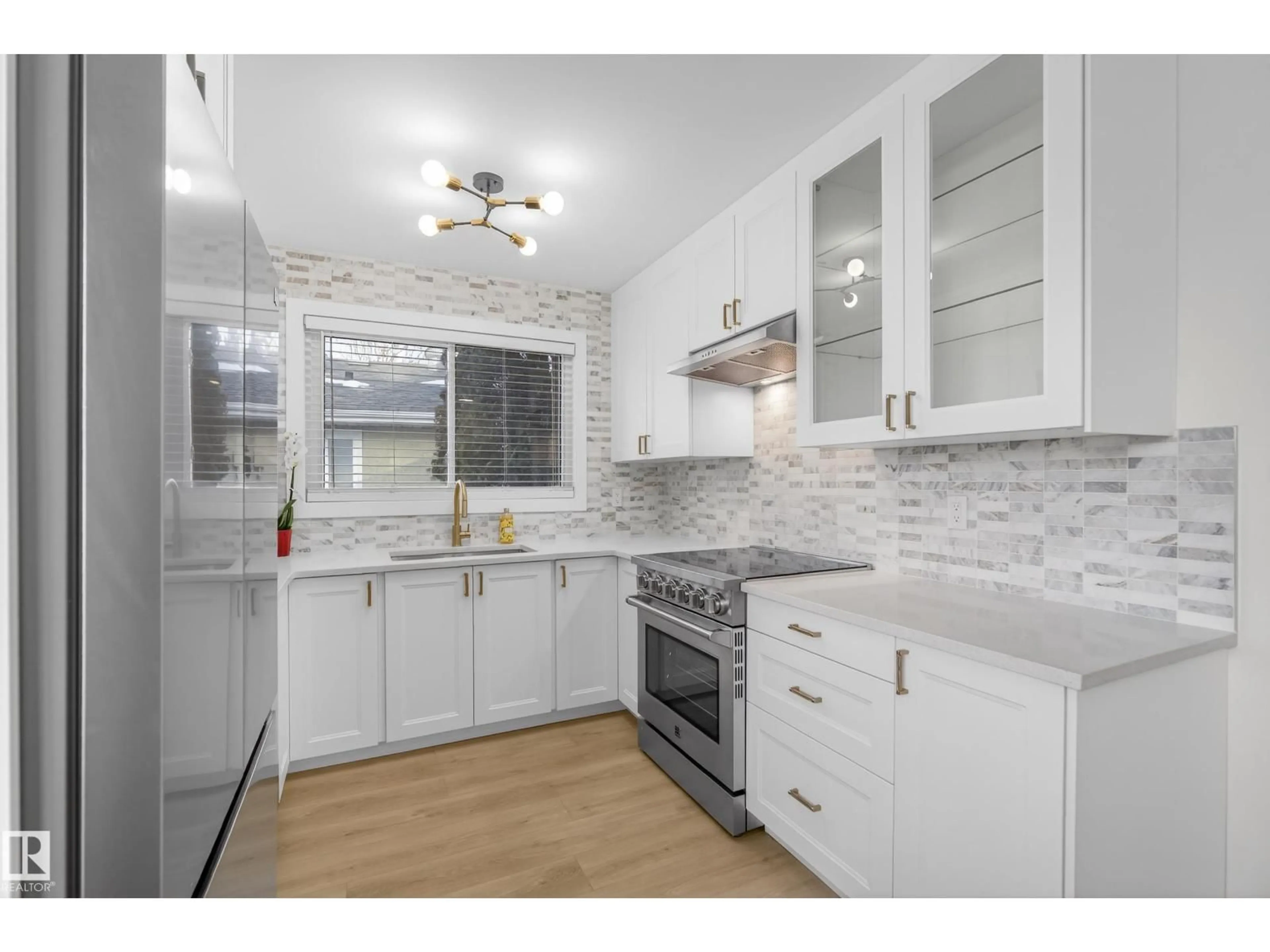 Unknown for 712 KNOTTWOOD RD, Edmonton Alberta T6K1X9